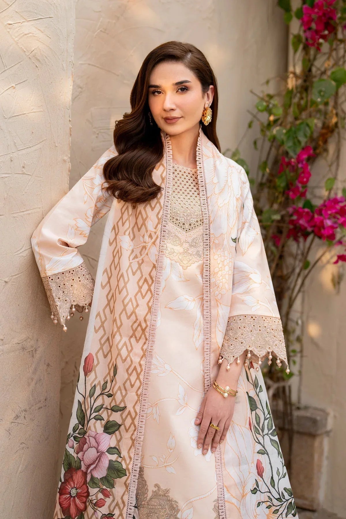 Alizeh | Levana Lawn | Kaai - Aqsa Fabrics