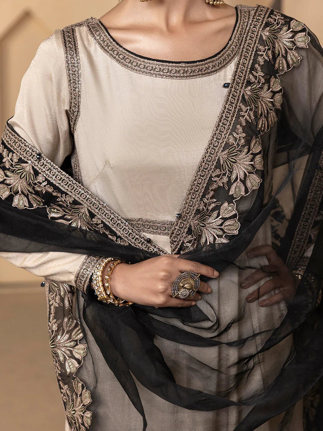Hem Stitch | Raw Silk Edit 25 | Kaya - Aqsa Fabrics