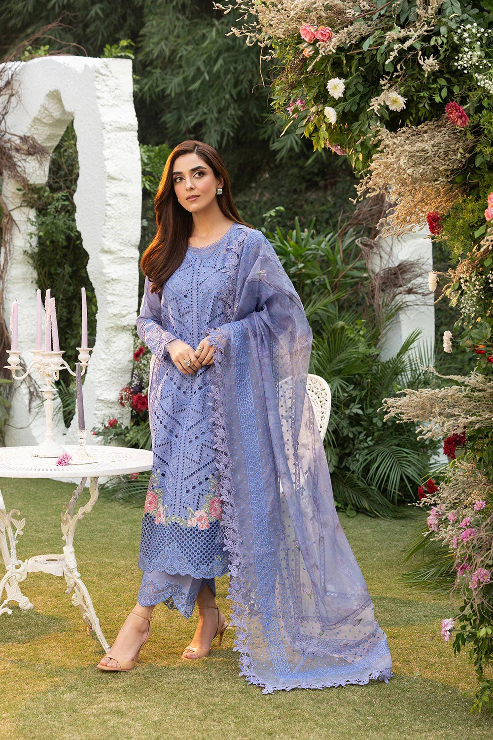 Sobia Nazir | Luxury Lawn 25 | 10B - Aqsa Fabrics