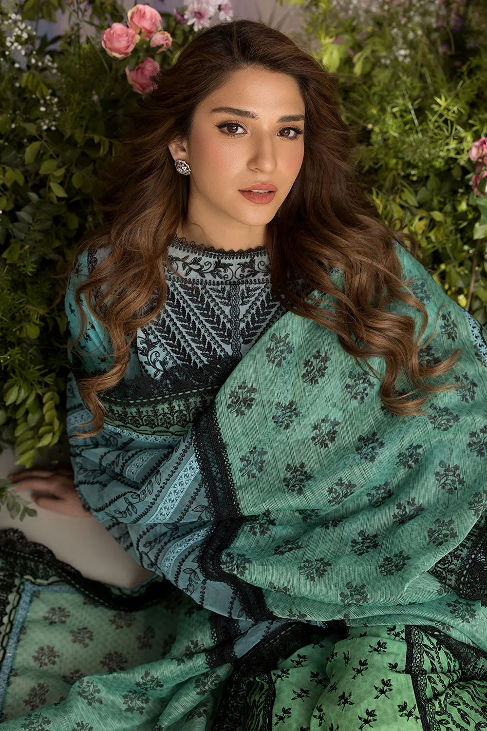 Sobia Nazir | Luxury Lawn 25 | 12A - Aqsa Fabrics