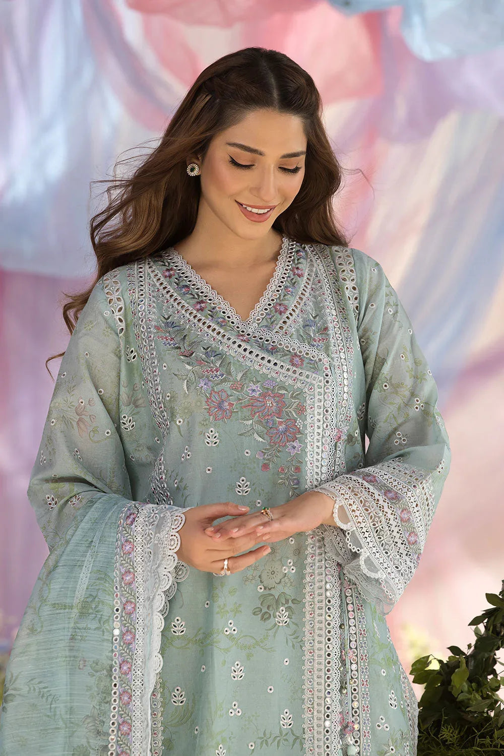 Sobia Nazir | Luxury Lawn 25 | 13A - Aqsa Fabrics