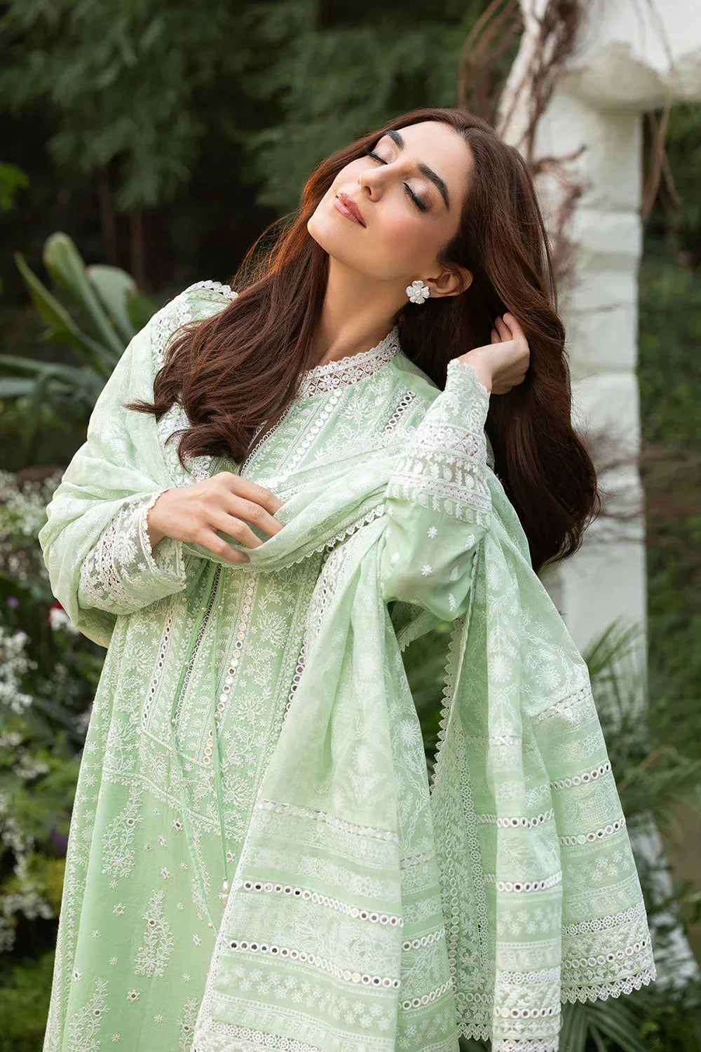 Sobia Nazir | Luxury Lawn 25 | 7B - Aqsa Fabrics