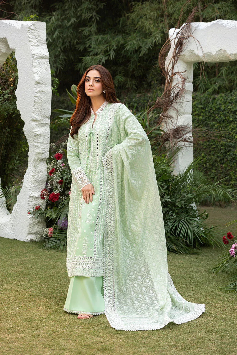 Sobia Nazir | Luxury Lawn 25 | 7B - Aqsa Fabrics