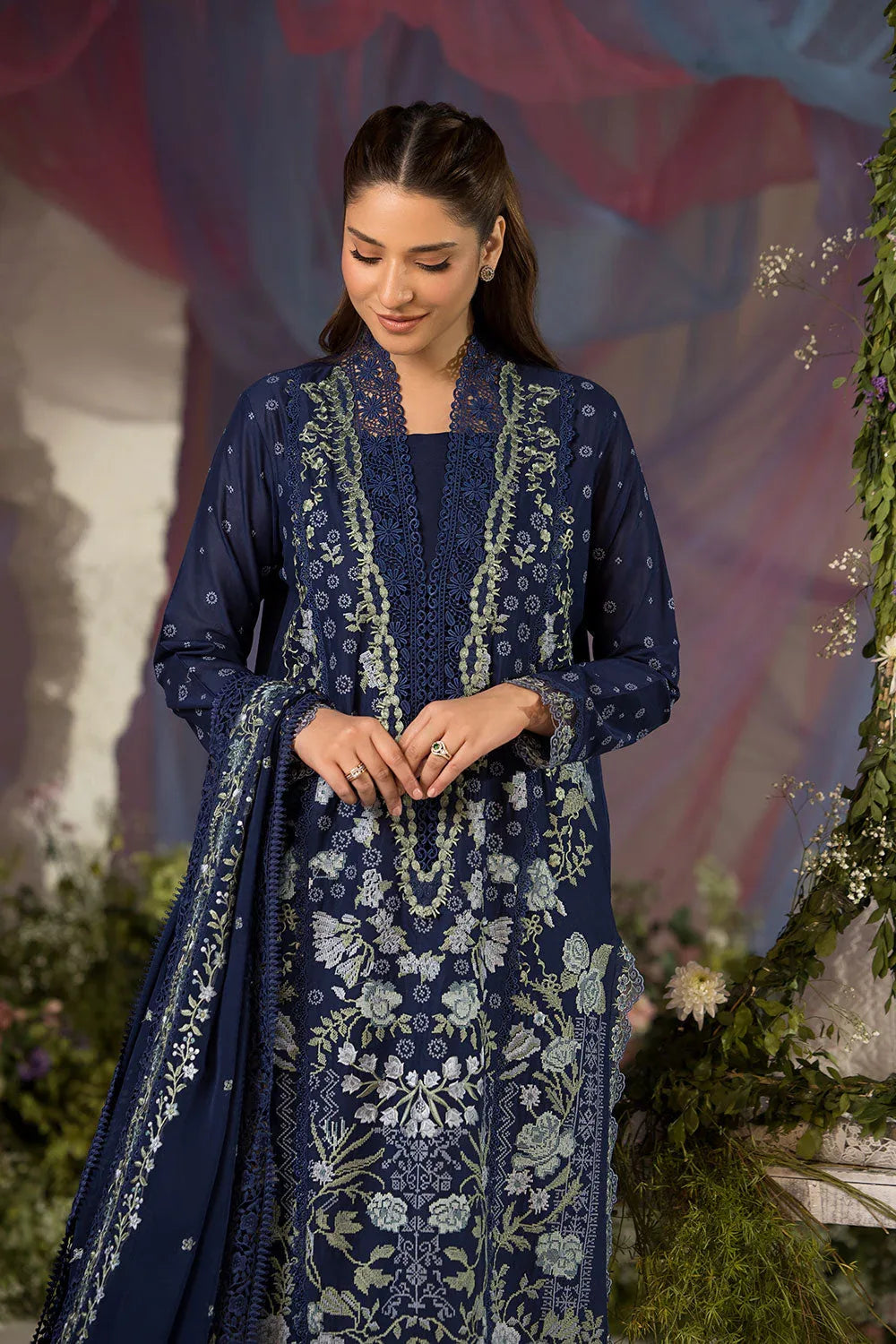 Sobia Nazir | Luxury Lawn 25 | 8A - Aqsa Fabrics