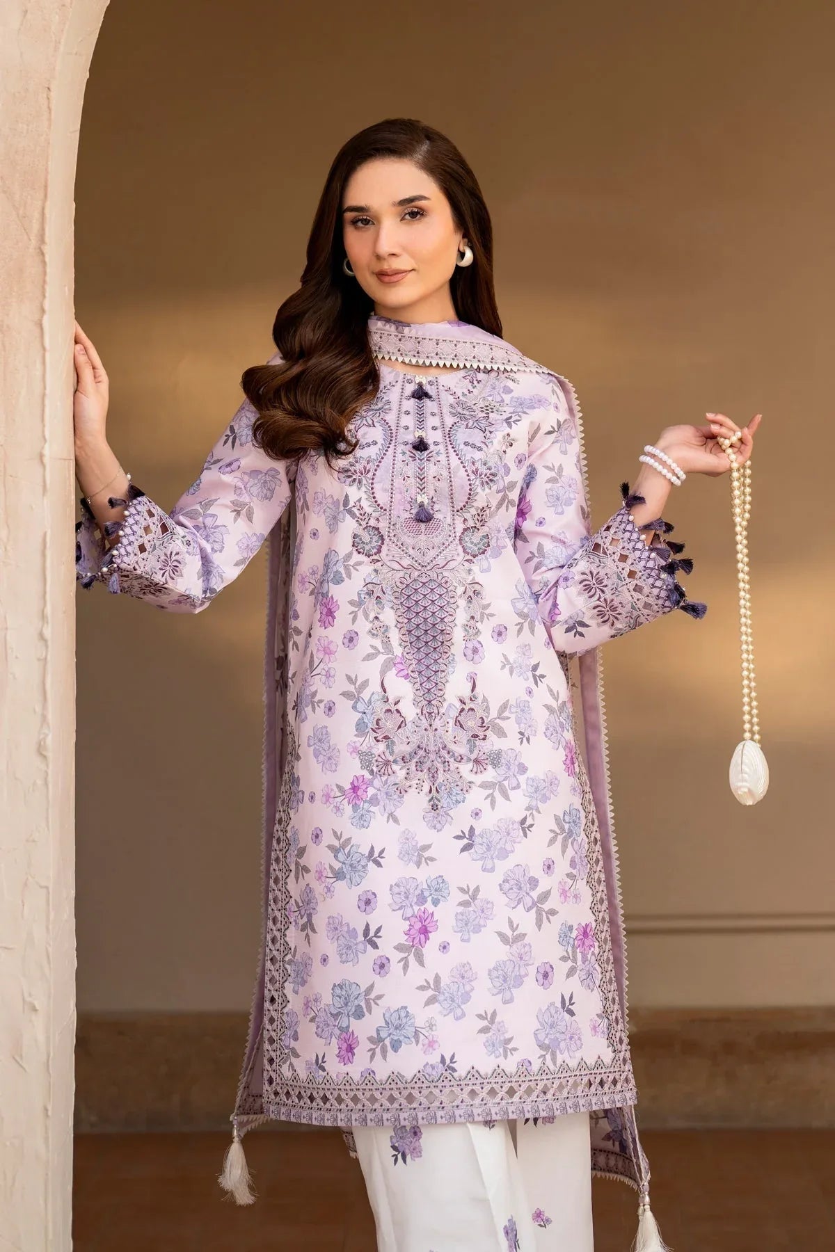 Alizeh | Levana Lawn | Lavy - Aqsa Fabrics