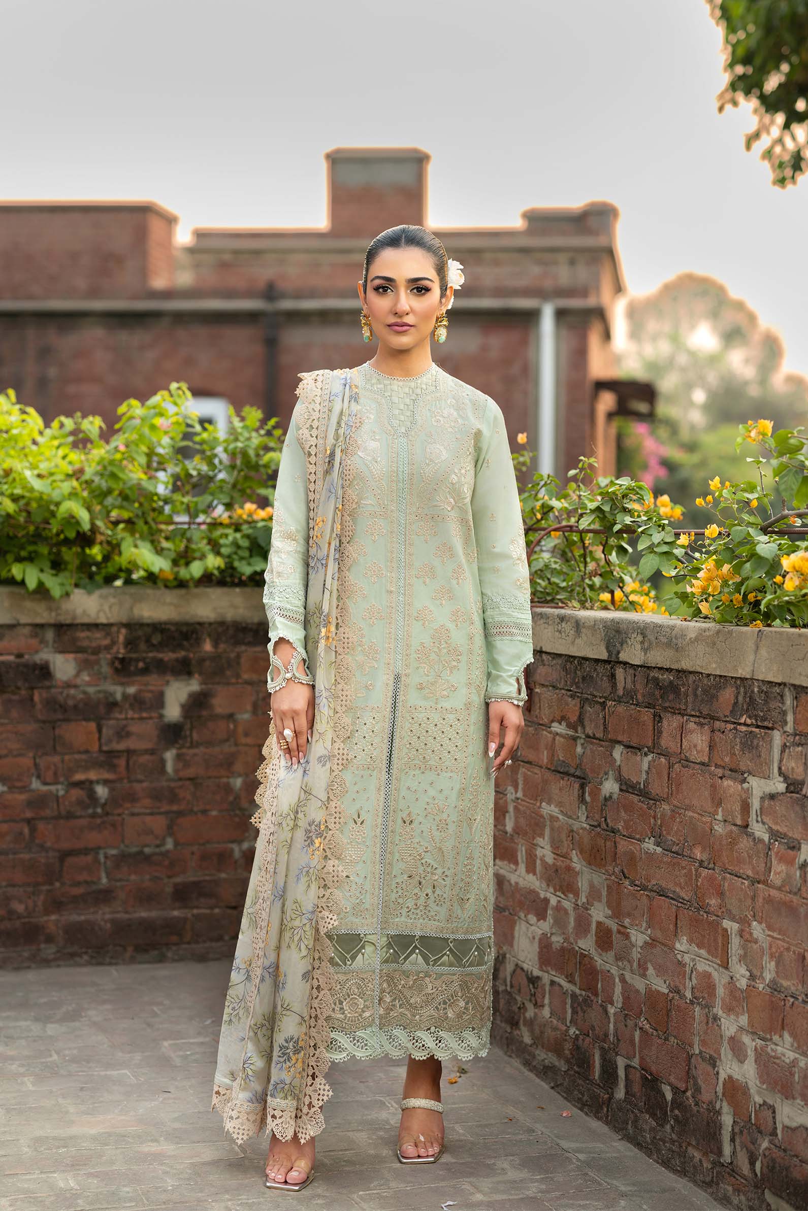 Maryam Hussain | Luxury Lawn 25 | Gulbeen - Aqsa Fabrics