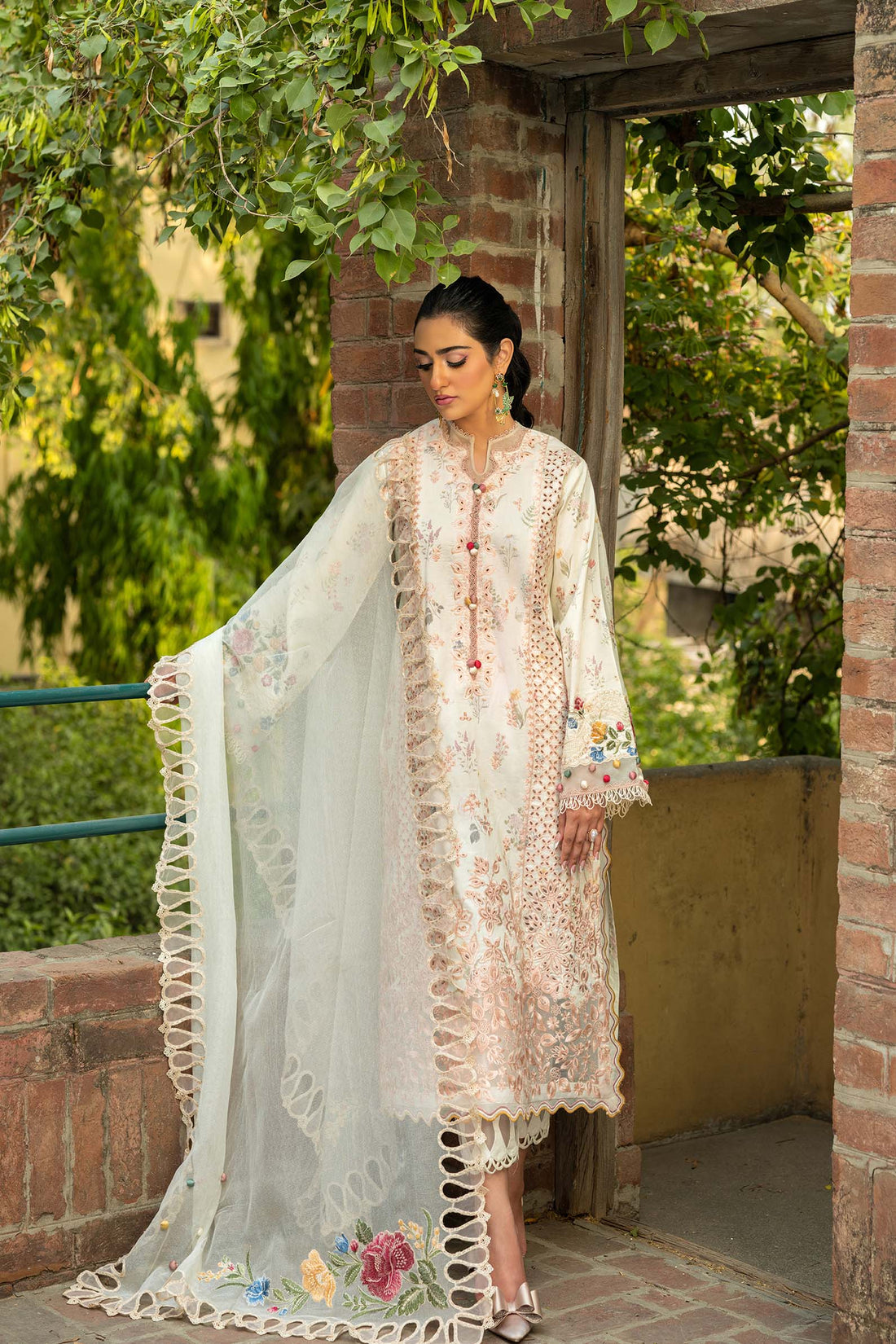 Maryam Hussain | Luxury Lawn 25 | Batik - Aqsa Fabrics
