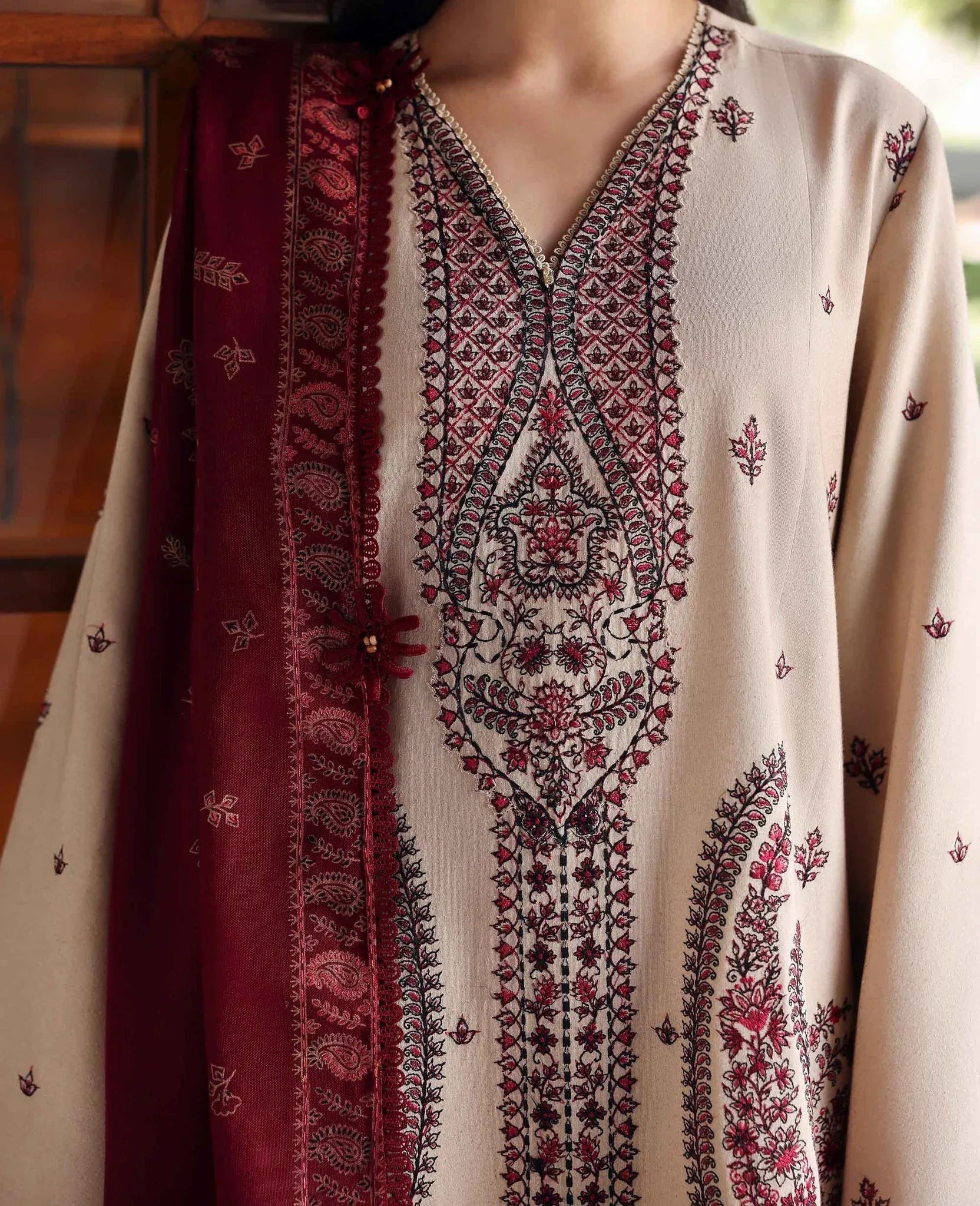Republic Womenswear | Amaris Luxury Shawl 25 | Liora - Aqsa Fabrics
