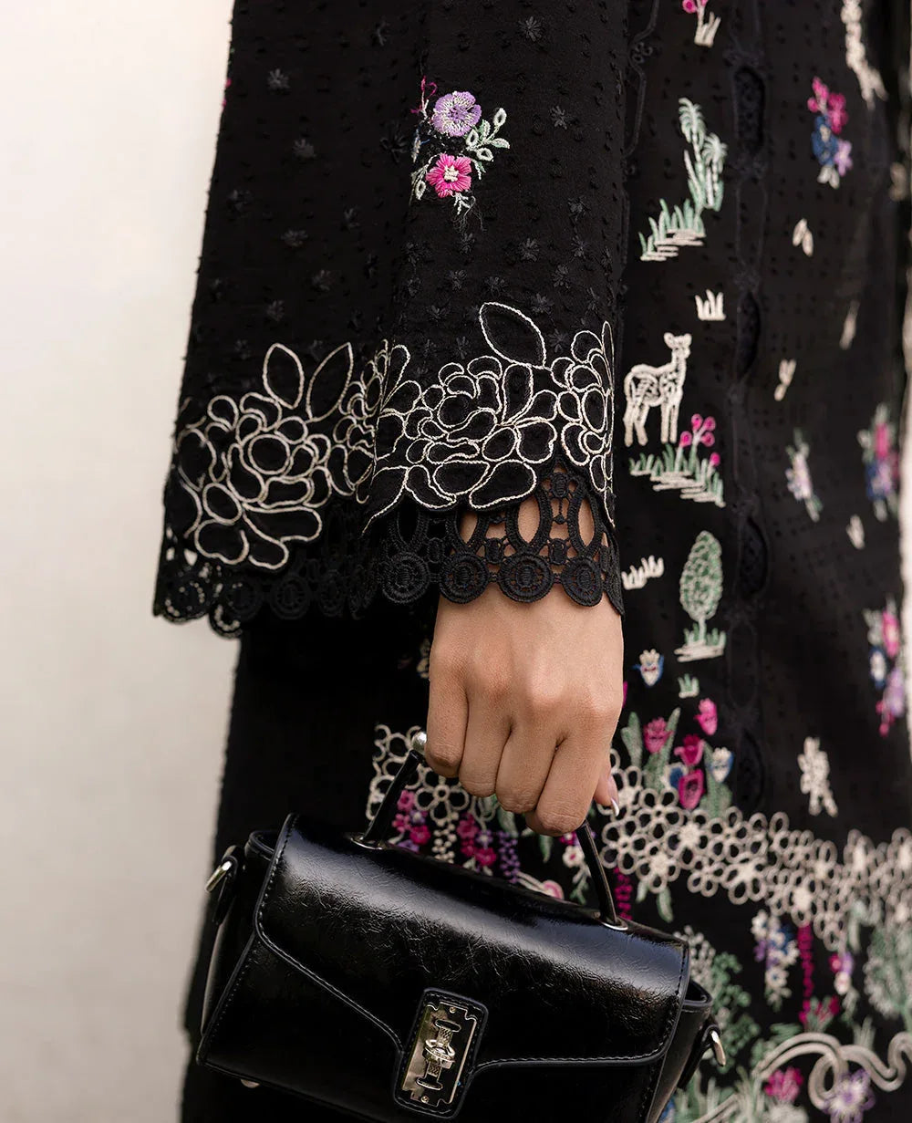 Republic Womenswear | Embroidered Pret | M-152 - Aqsa Fabrics