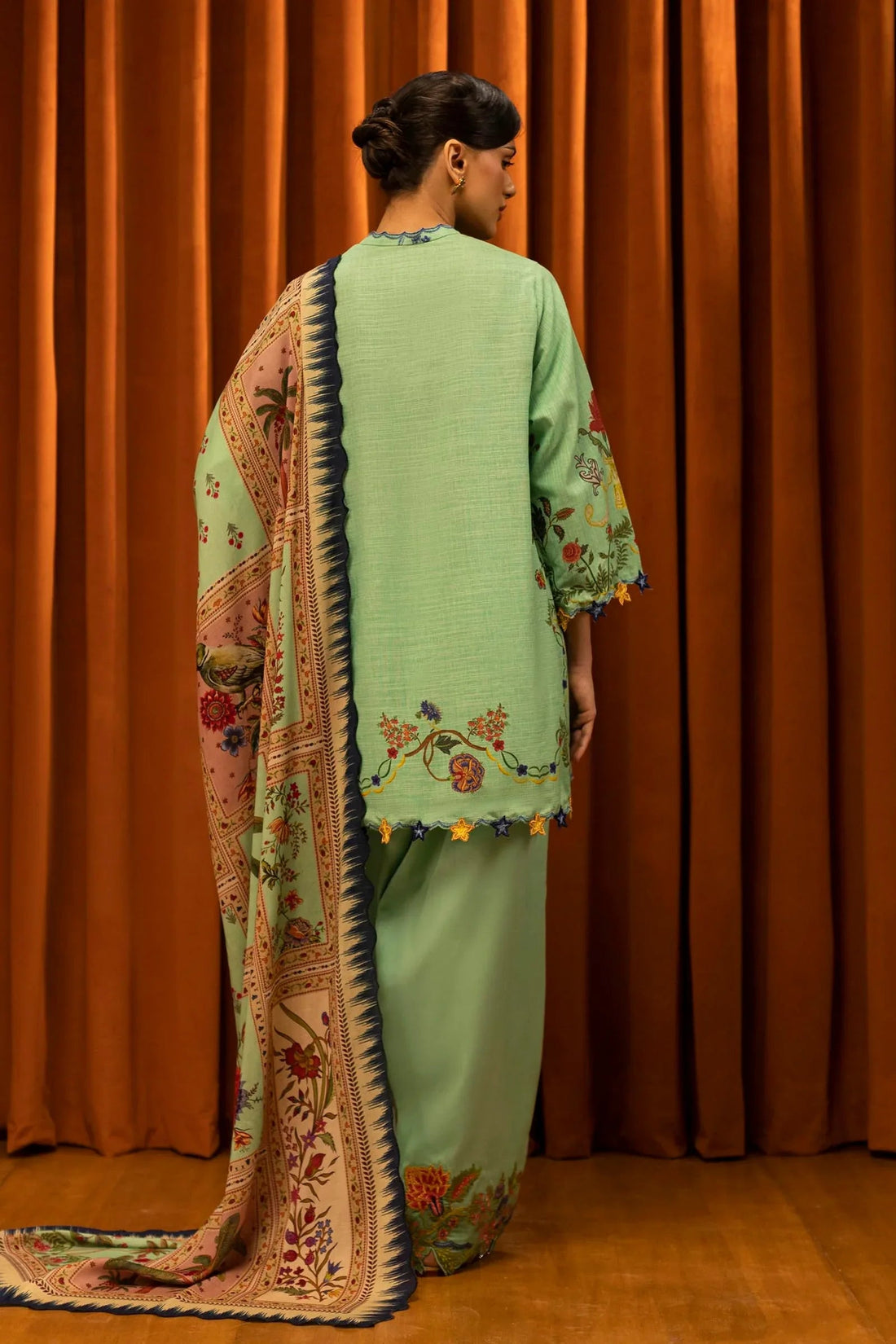 Sana Safinaz | Muzlin Winter 25 | M253-004B - Aqsa Fabrics