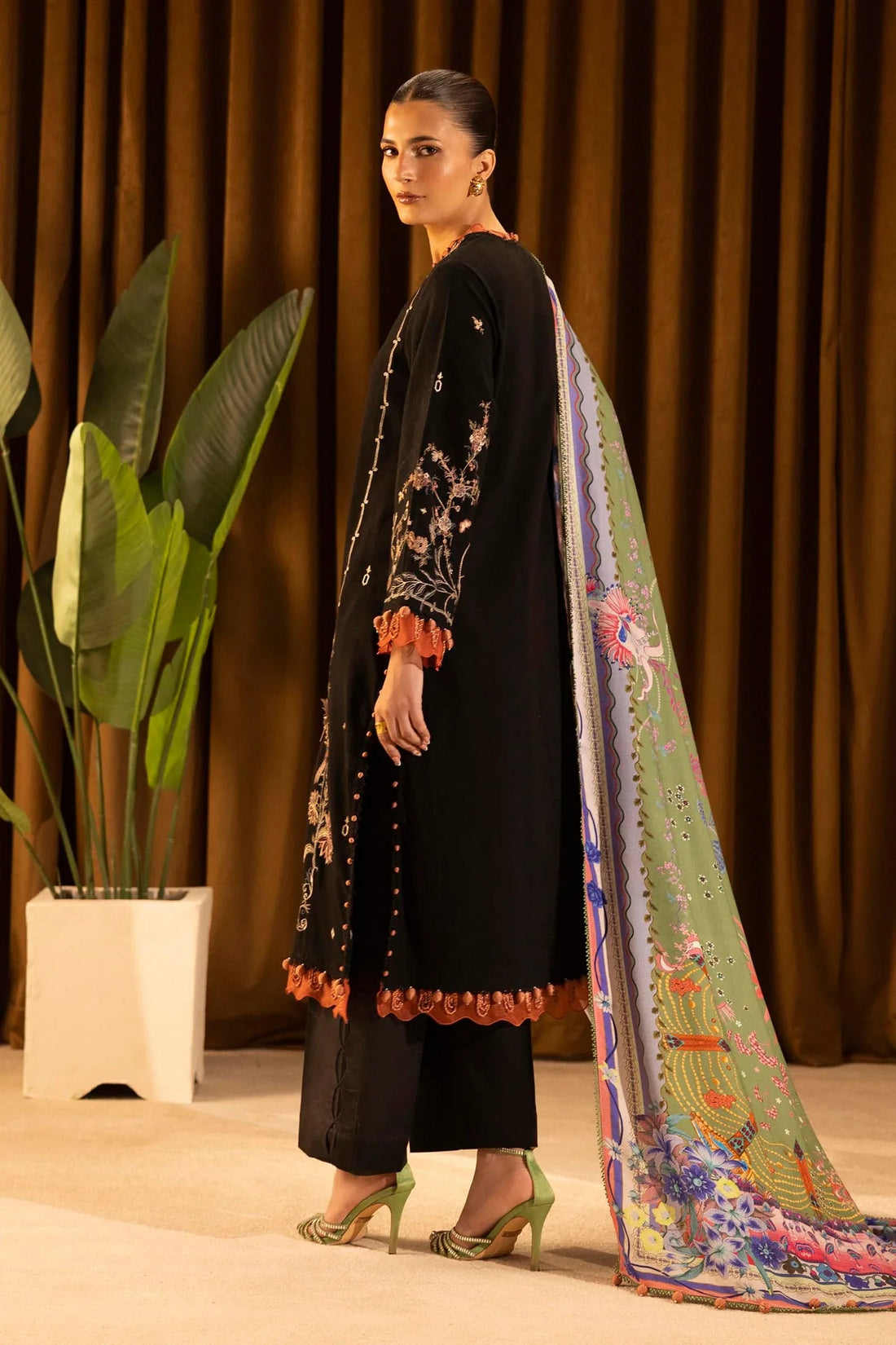 Sana Safinaz | Muzlin Winter 25 | M253-006A - Aqsa Fabrics