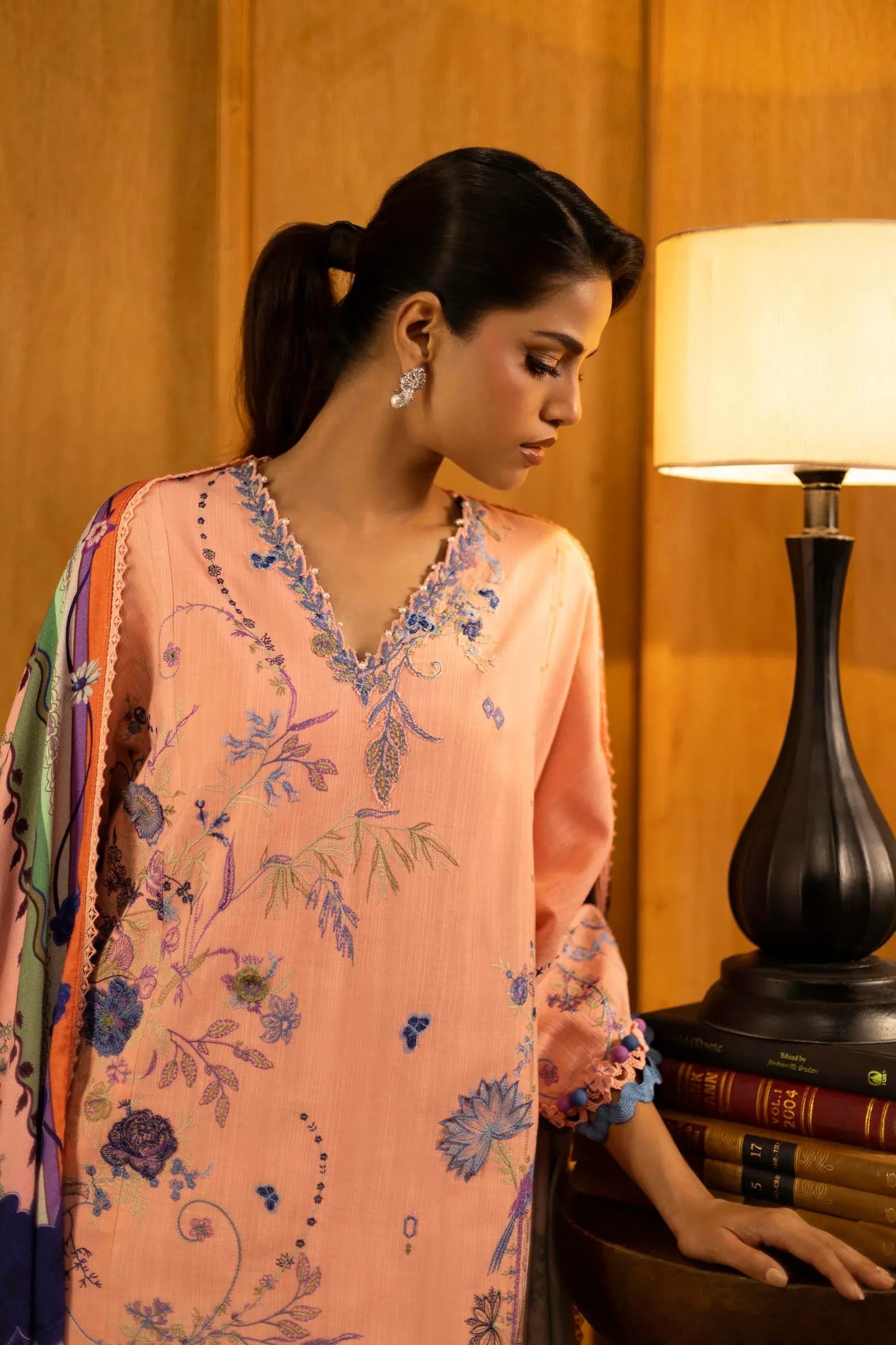 Sana Safinaz | Muzlin Winter 25 | M253-006B - Aqsa Fabrics