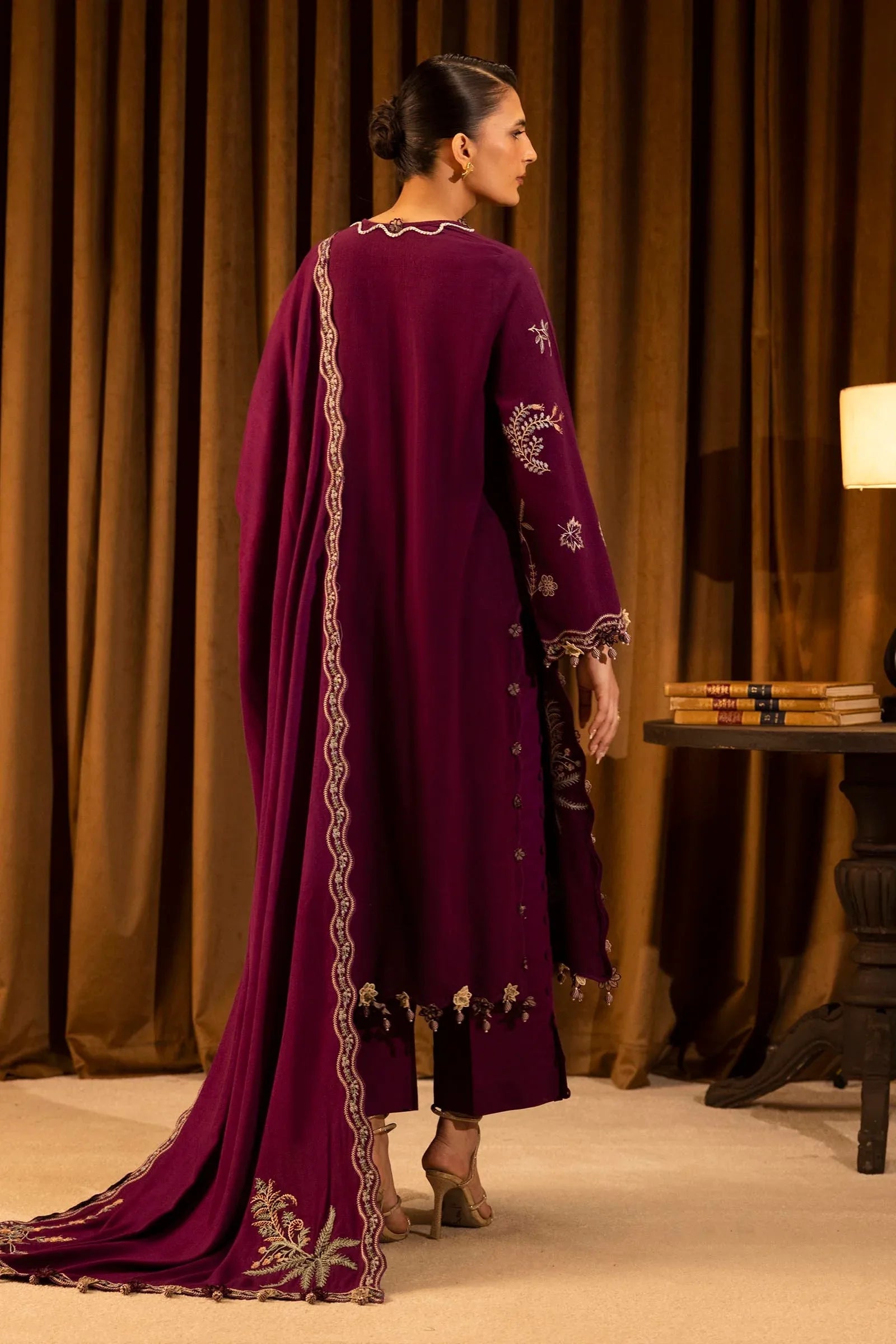 Sana Safinaz | Muzlin Winter 25 | 011B - Aqsa Fabrics