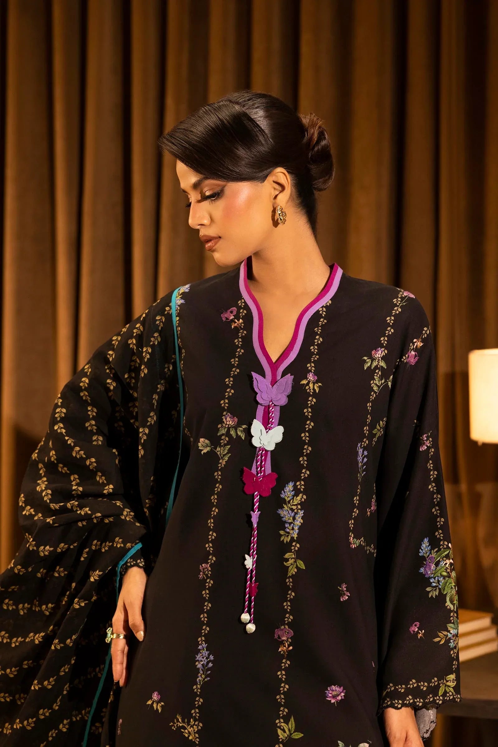 Sana Safinaz | Muzlin Winter 25 | 013B - Aqsa Fabrics