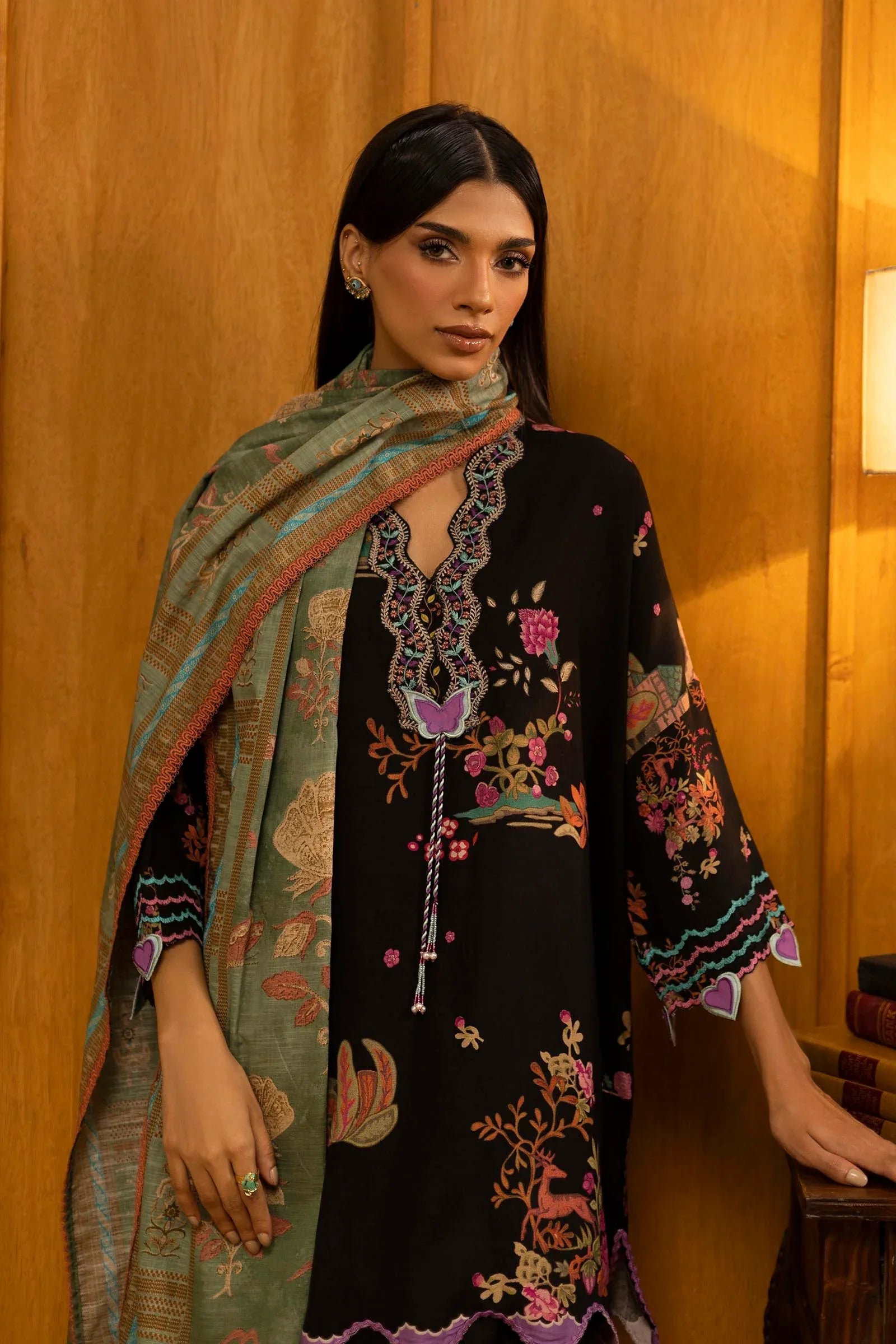 Sana Safinaz | Muzlin Winter 25 | 014B - Aqsa Fabrics
