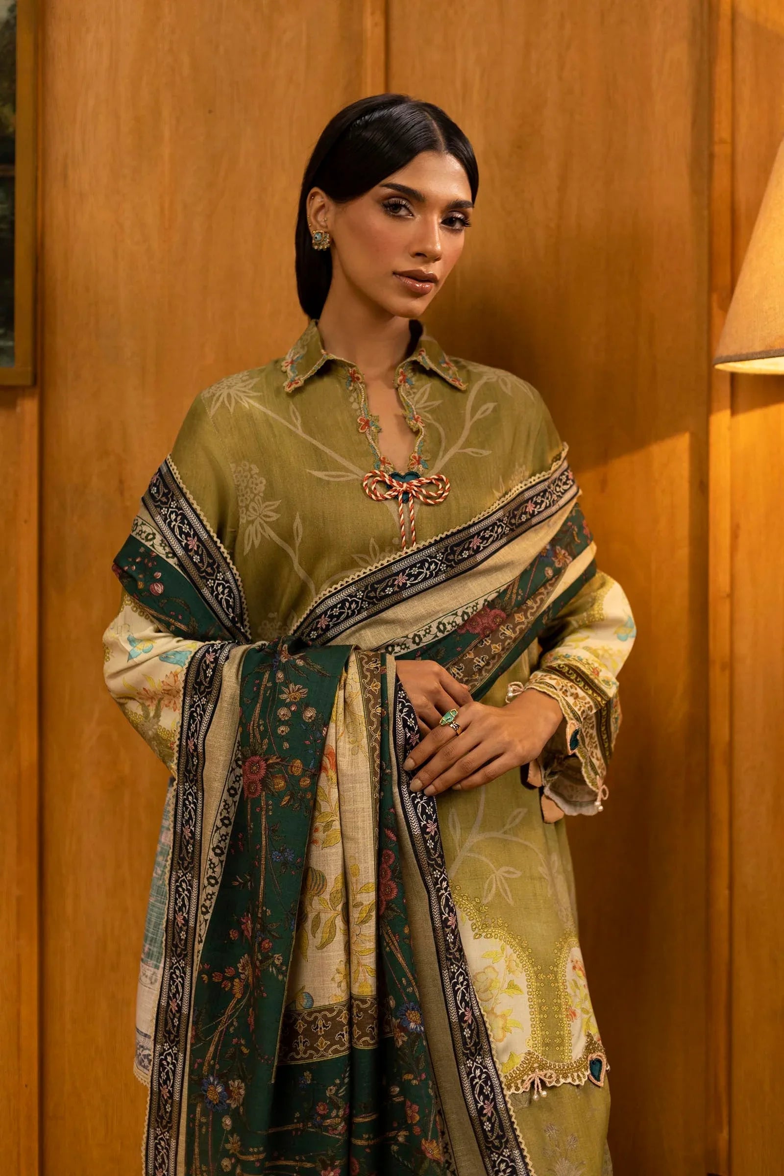 Sana Safinaz | Muzlin Winter 25 | 016A - Aqsa Fabrics