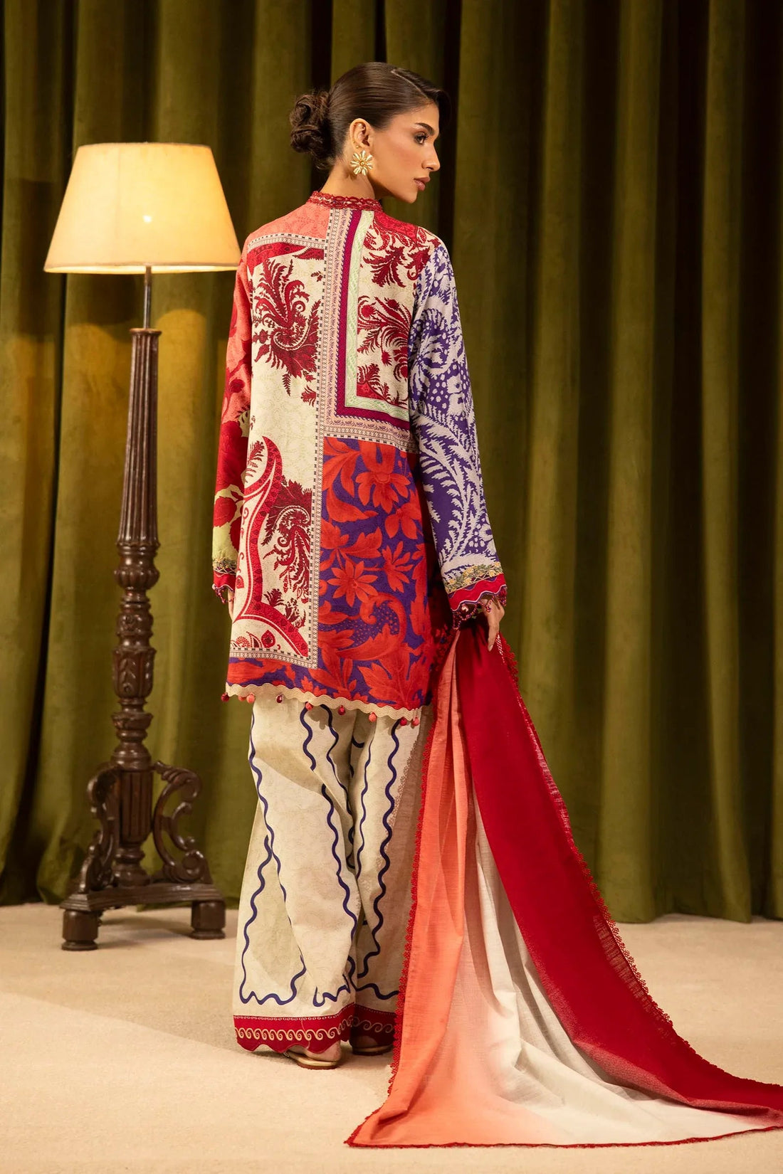 Sana Safinaz | Muzlin Winter 25 | 018A - Aqsa Fabrics