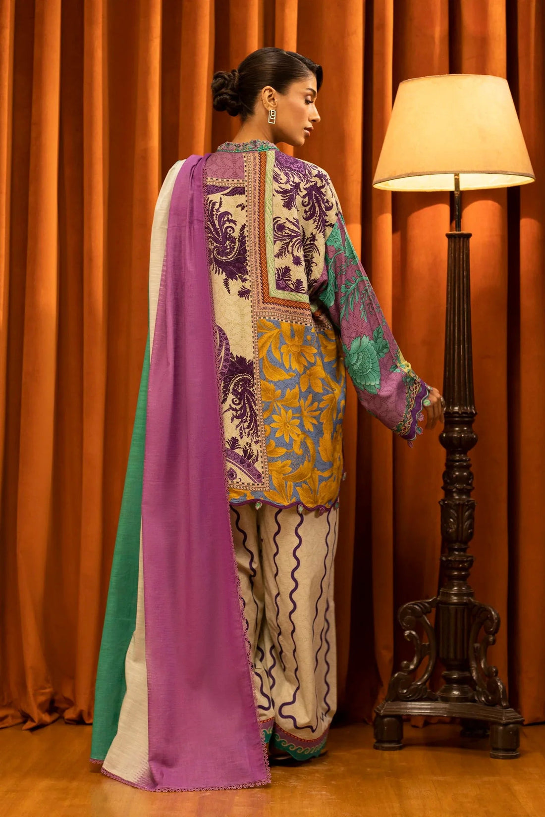 Sana Safinaz | Muzlin Winter 25 | 018B - Aqsa Fabrics