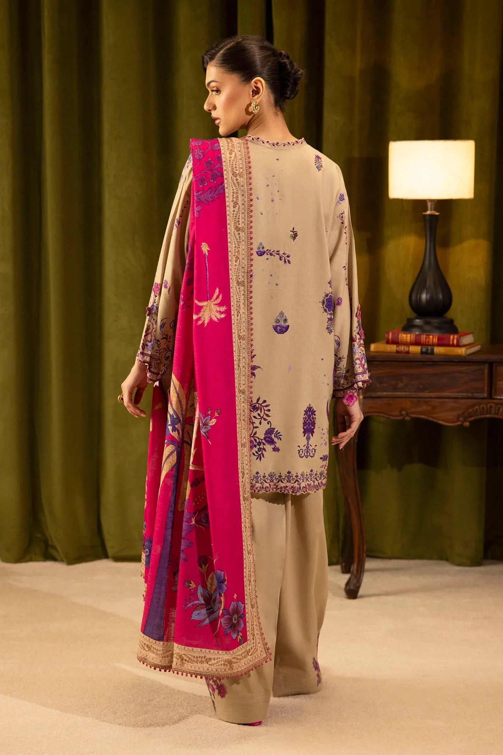 Sana Safinaz | Muzlin Winter 25 | 019A - Aqsa Fabrics