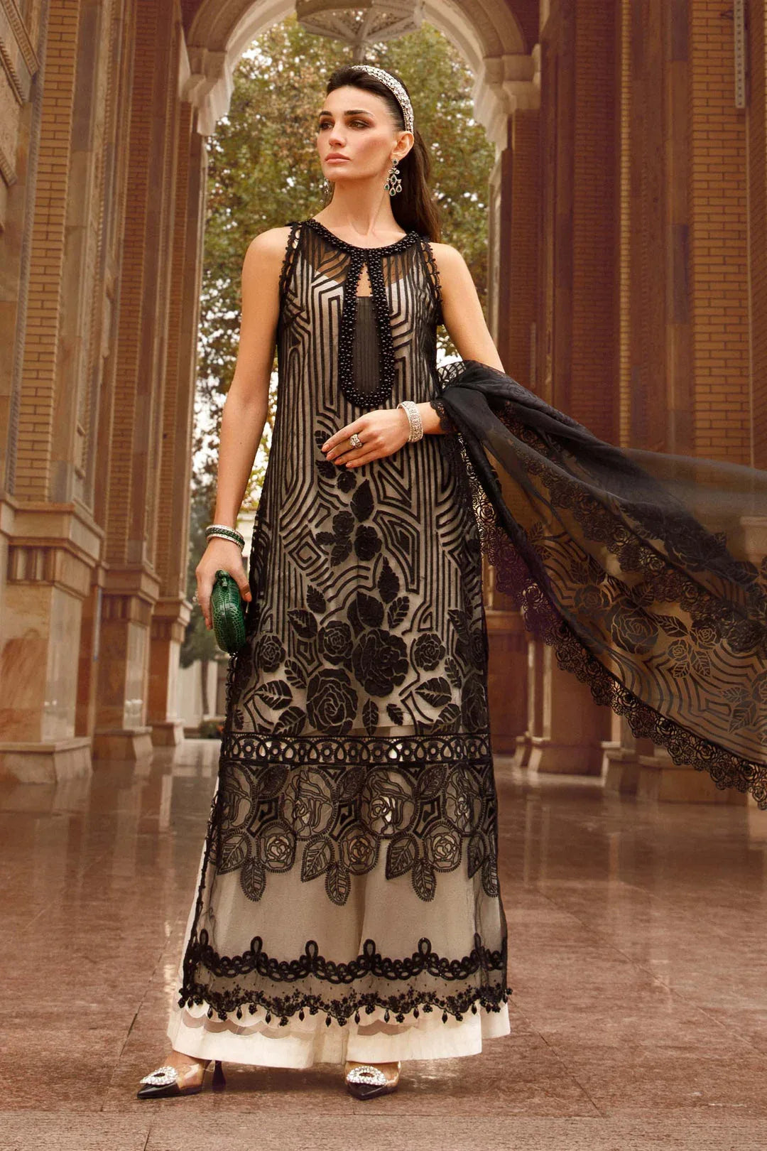MARIA B EMBROIDED UNSTITCHED LAWN  D-2306-B - Aqsa Fabrics