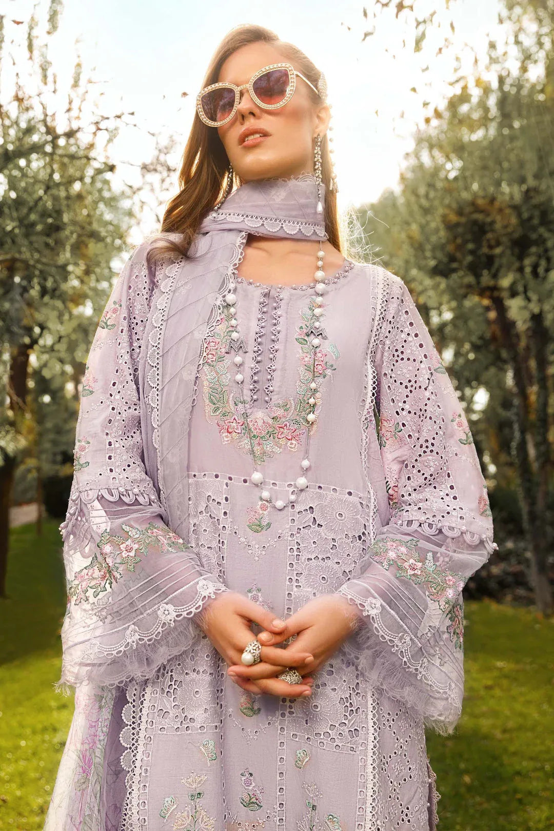 MARIA B EMBROIDED UNSTITCHED LAWN  D-2309-B - Aqsa Fabrics
