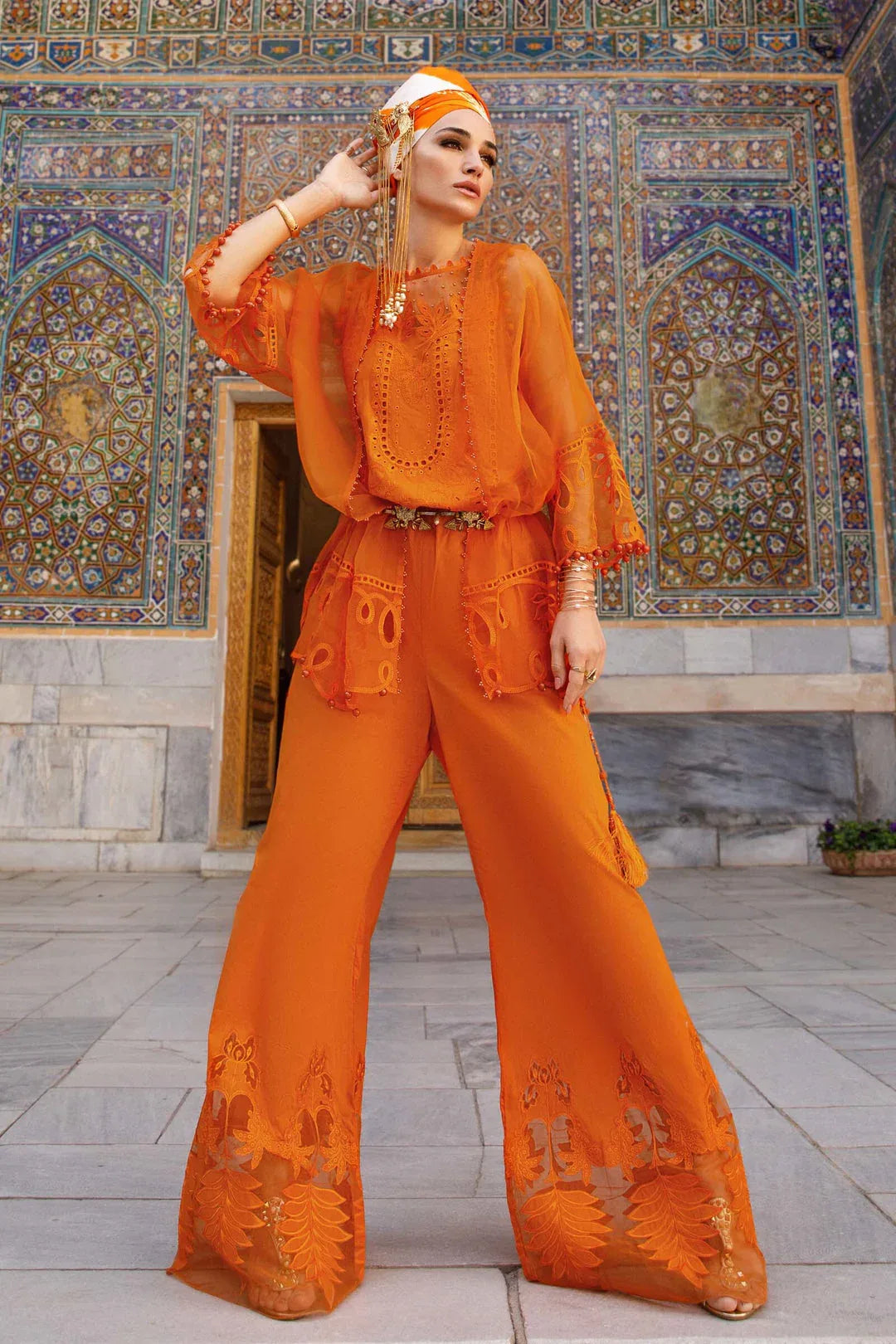 MARIA B EMBROIDED UNSTITCHED LAWN  D-2310-A - Aqsa Fabrics