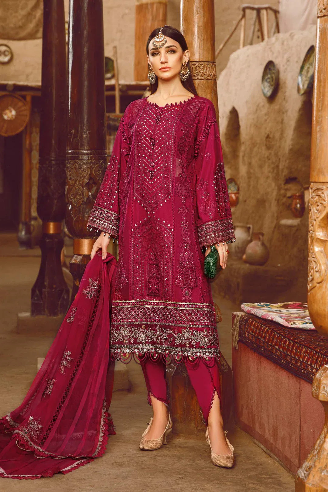 MARIA B EMBROIDED UNSTITCHED LAWN D-2311-B - Aqsa Fabrics