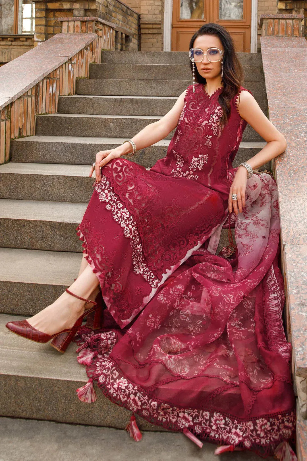 MARIA B EMBROIDED UNSTITCHED LAWN  D-2315-B - Aqsa Fabrics