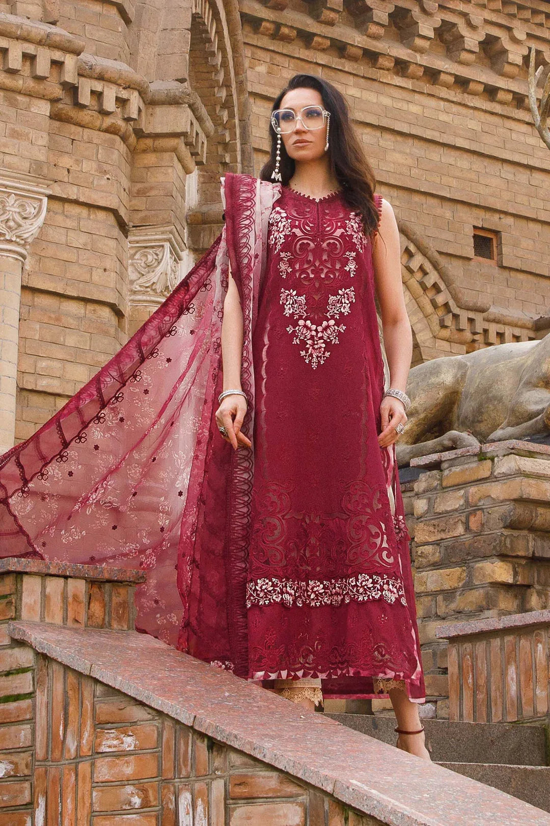 MARIA B EMBROIDED UNSTITCHED LAWN  D-2315-B - Aqsa Fabrics