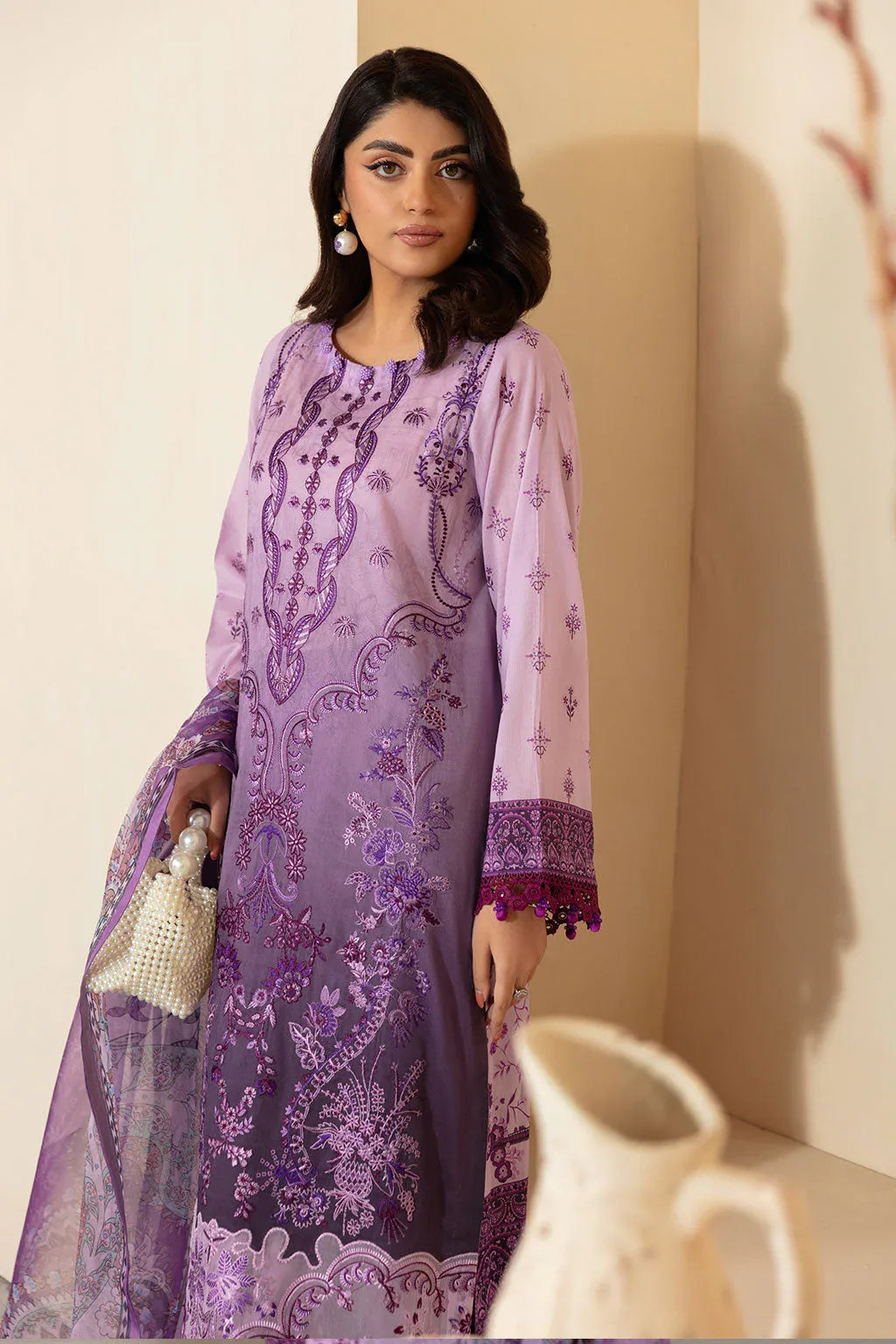 Ramsha | Mashaal Luxury Lawn | L-1304 - Aqsa Fabrics
