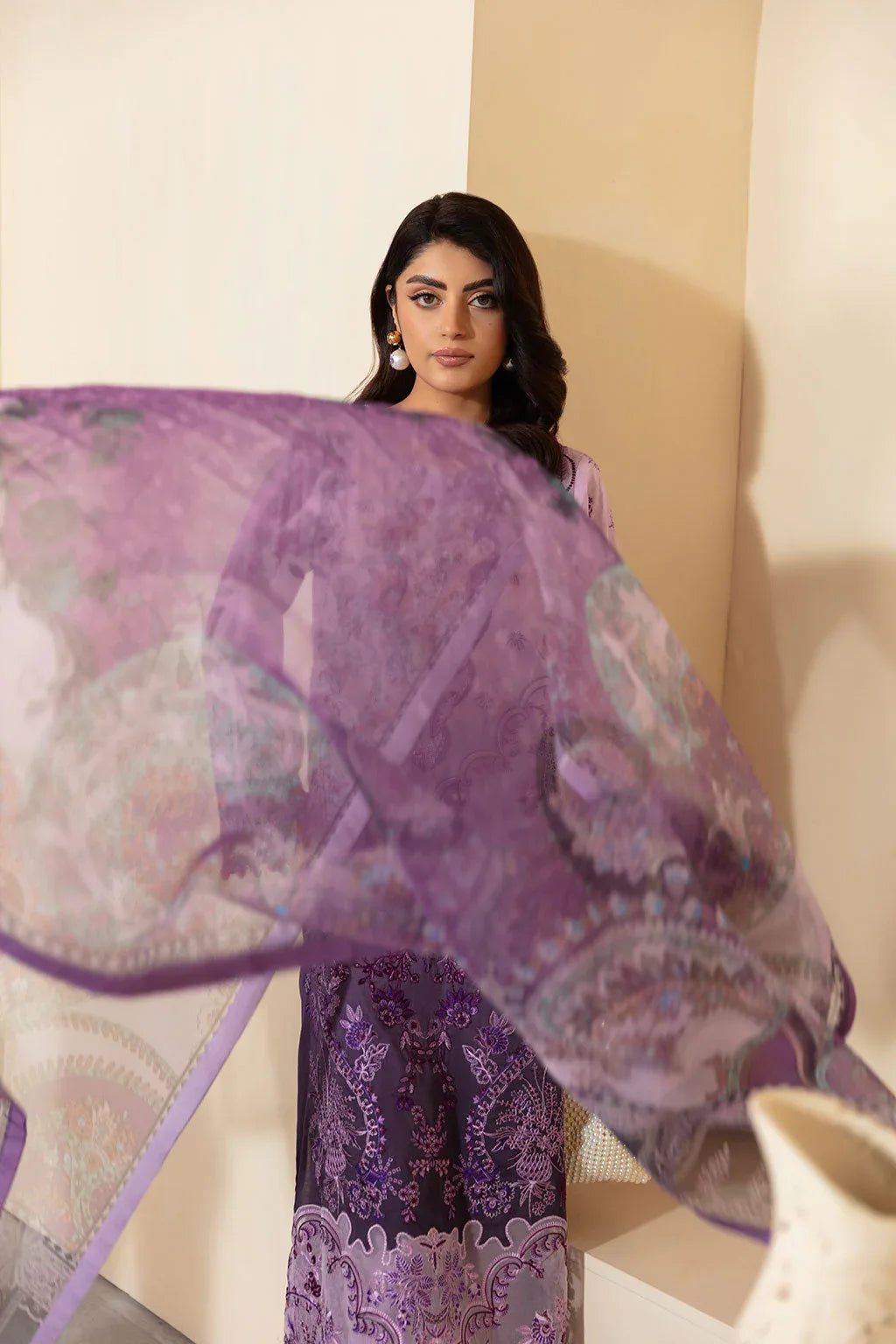 Ramsha | Mashaal Luxury Lawn | L-1304 - Aqsa Fabrics
