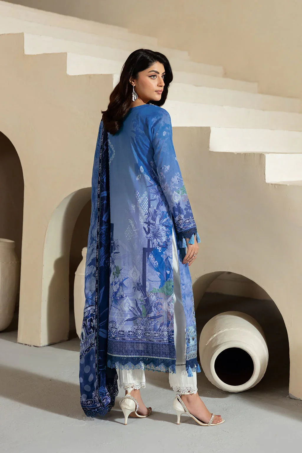 Ramsha | Mashaal Luxury Lawn | L-1302 - Aqsa Fabrics