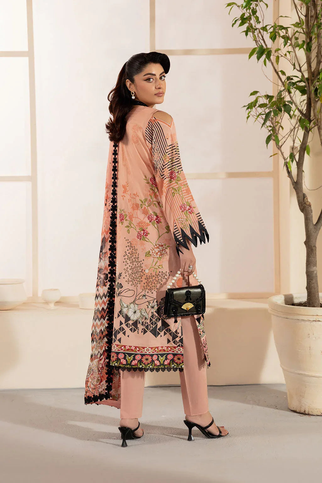 Ramsha | Mashaal Luxury Lawn | L-1311 - Aqsa Fabrics