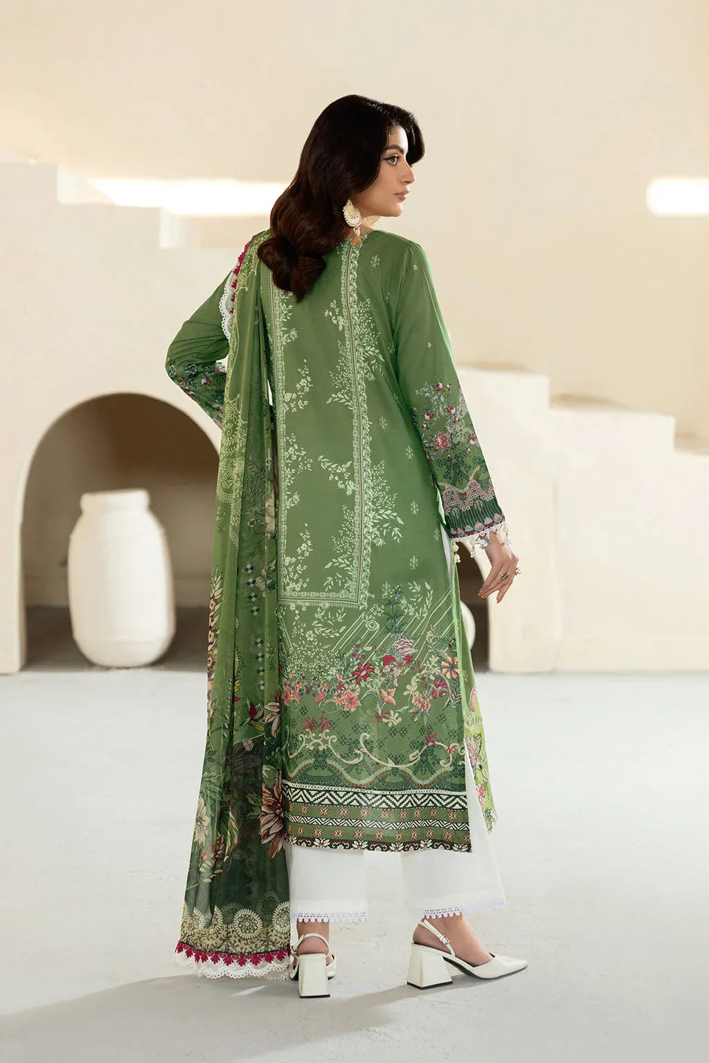Ramsha | Mashaal Luxury Lawn | L-1307 - Aqsa Fabrics