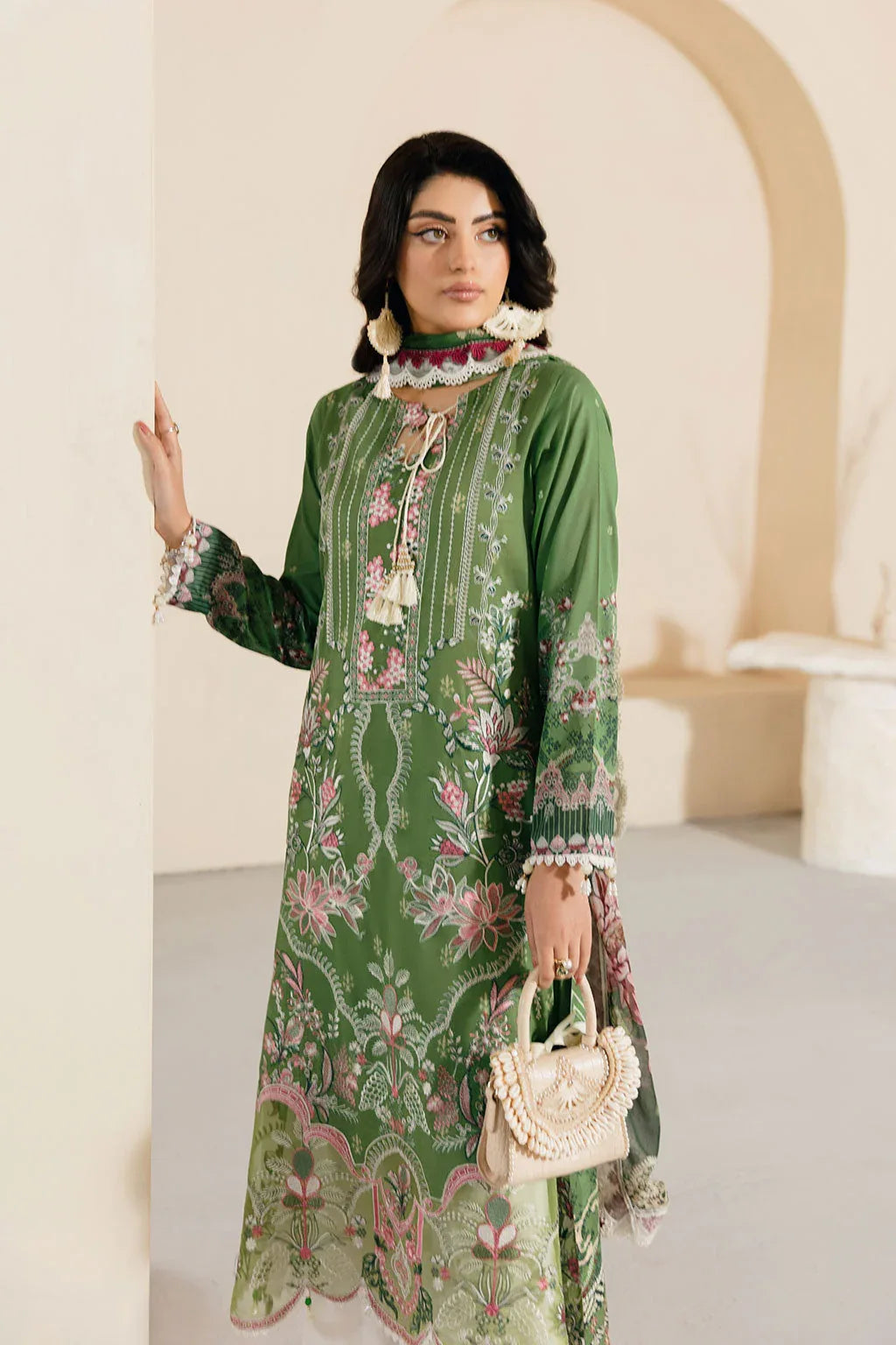 Ramsha | Mashaal Luxury Lawn | L-1307 - Aqsa Fabrics