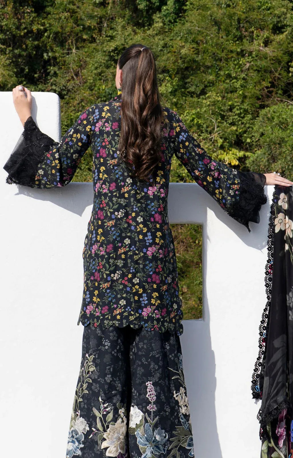 AJR Couture | Printakari Lawn 25 | Midnight Flora - Aqsa Fabrics