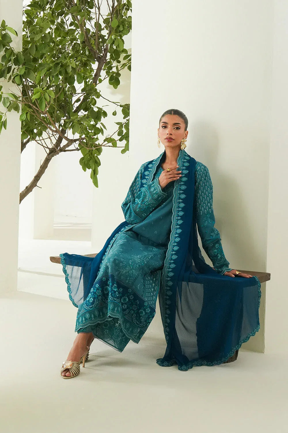 Maryum N Maria | Soiree Lawn | Freesia - Aqsa Fabrics