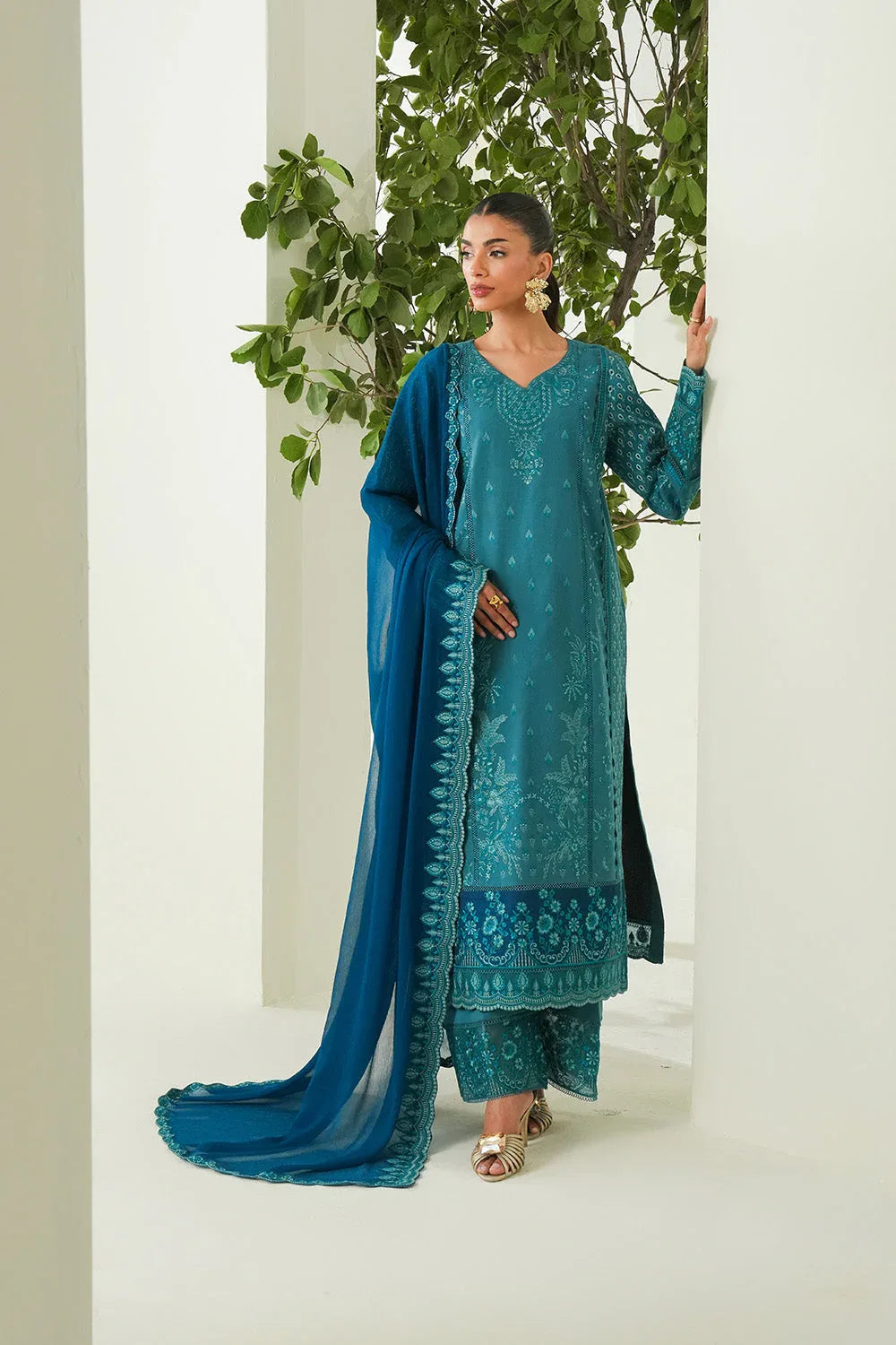 Maryum N Maria | Soiree Lawn | Freesia - Aqsa Fabrics