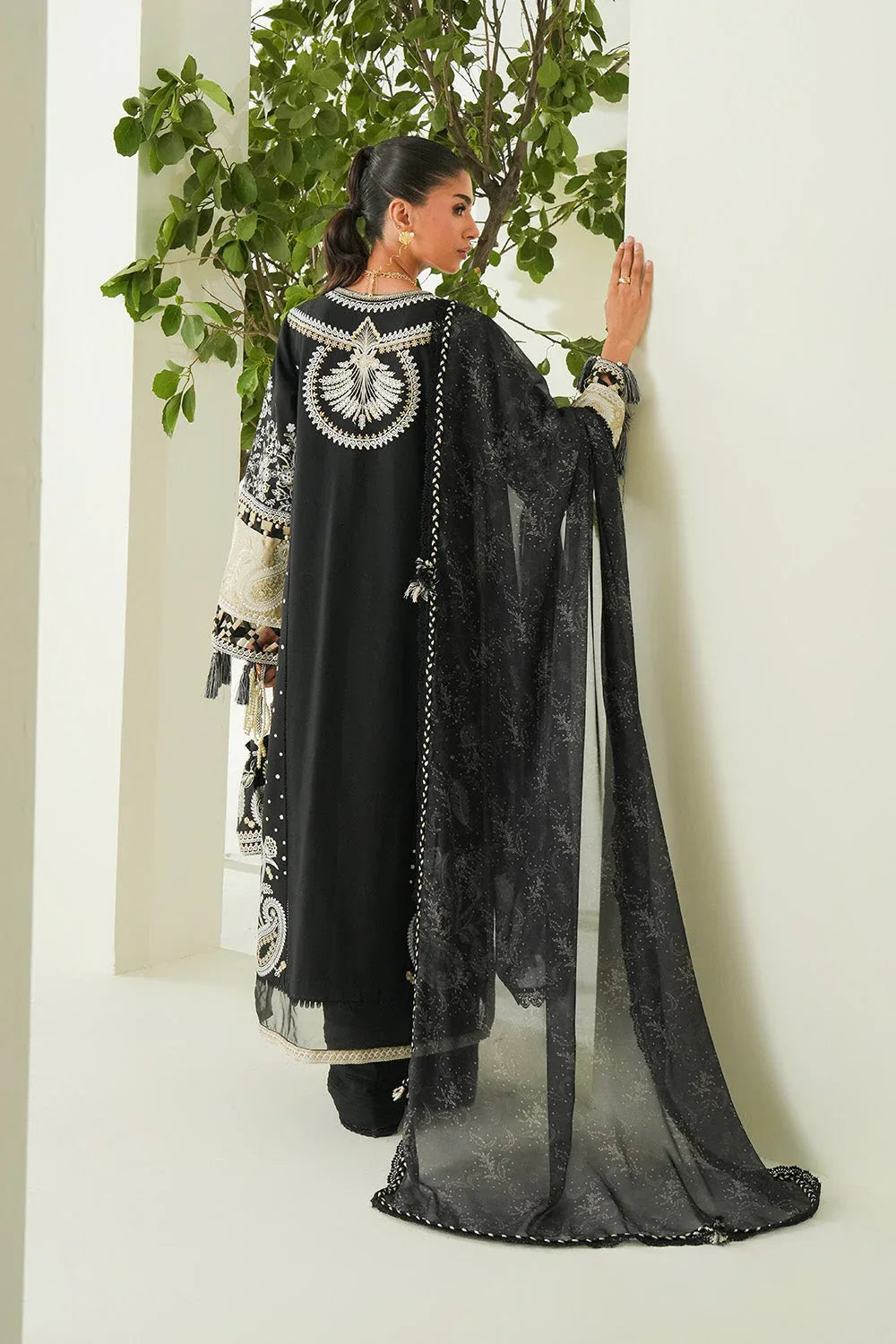 Maryum N Maria | Soiree Lawn |Mirage - Aqsa Fabrics