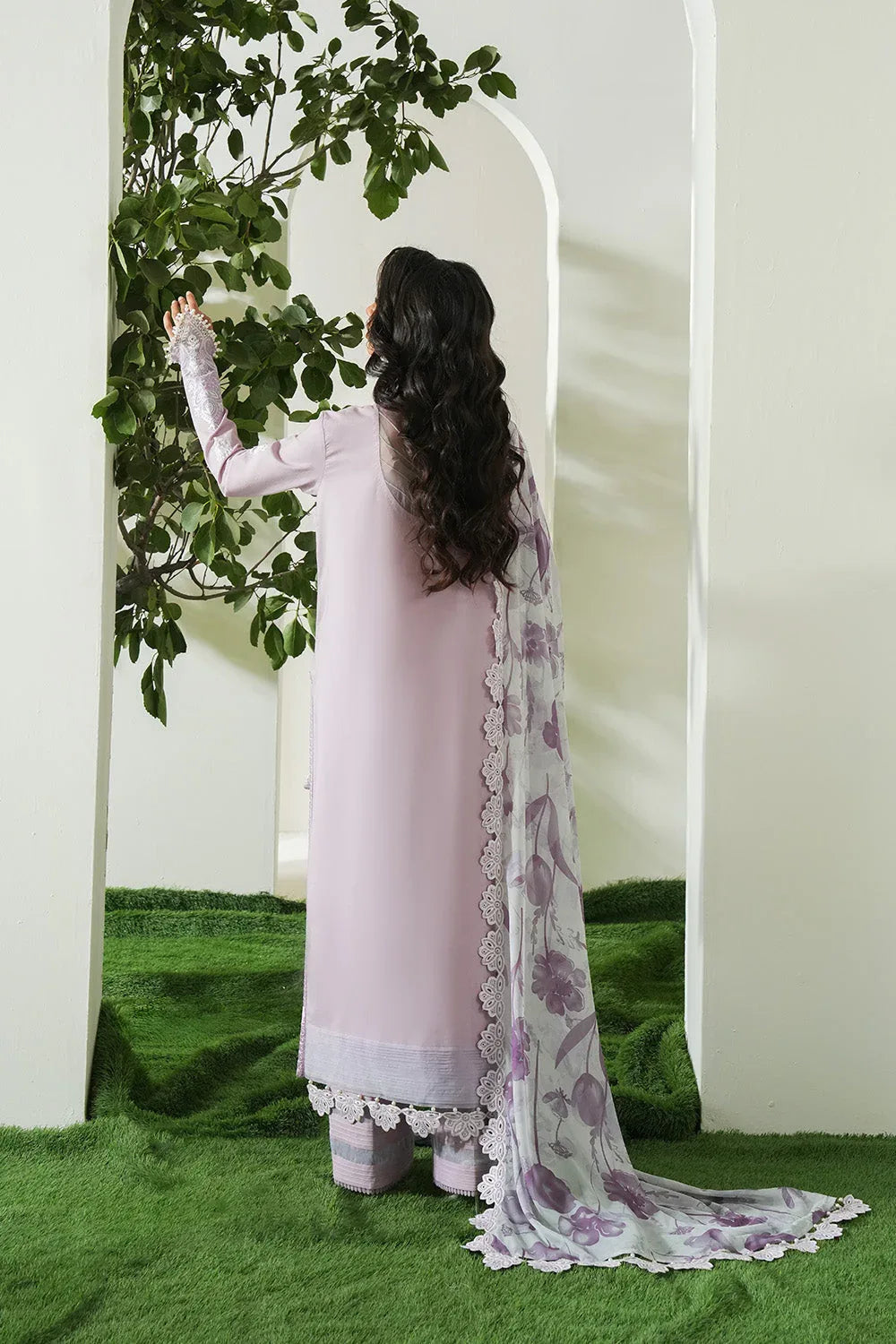 Maryum N Maria | Soiree Lawn |  Fragnant - Aqsa Fabrics