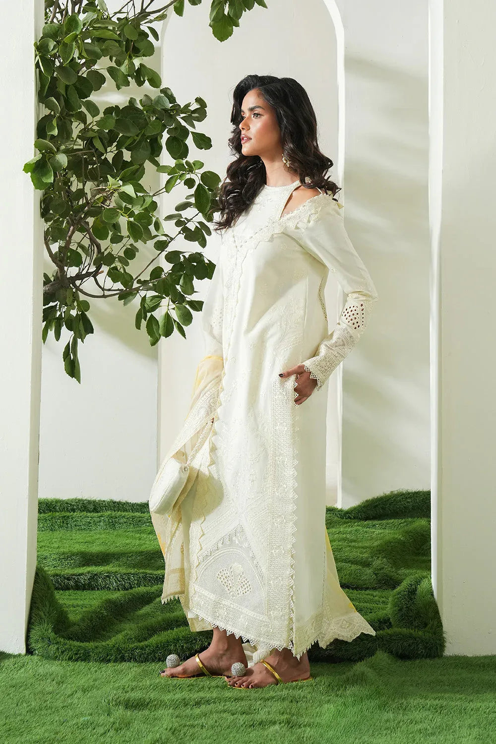Maryum N Maria | Soiree Lawn | Lime - Aqsa Fabrics
