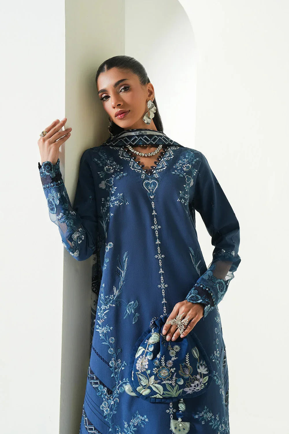 Maryum N Maria | Soiree Lawn | Seawave - Aqsa Fabrics