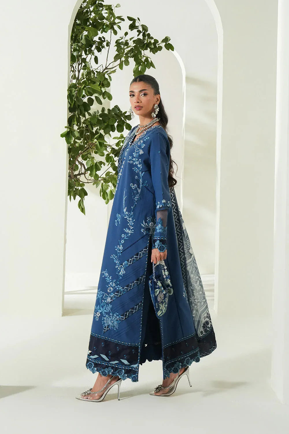 Maryum N Maria | Soiree Lawn | Seawave - Aqsa Fabrics