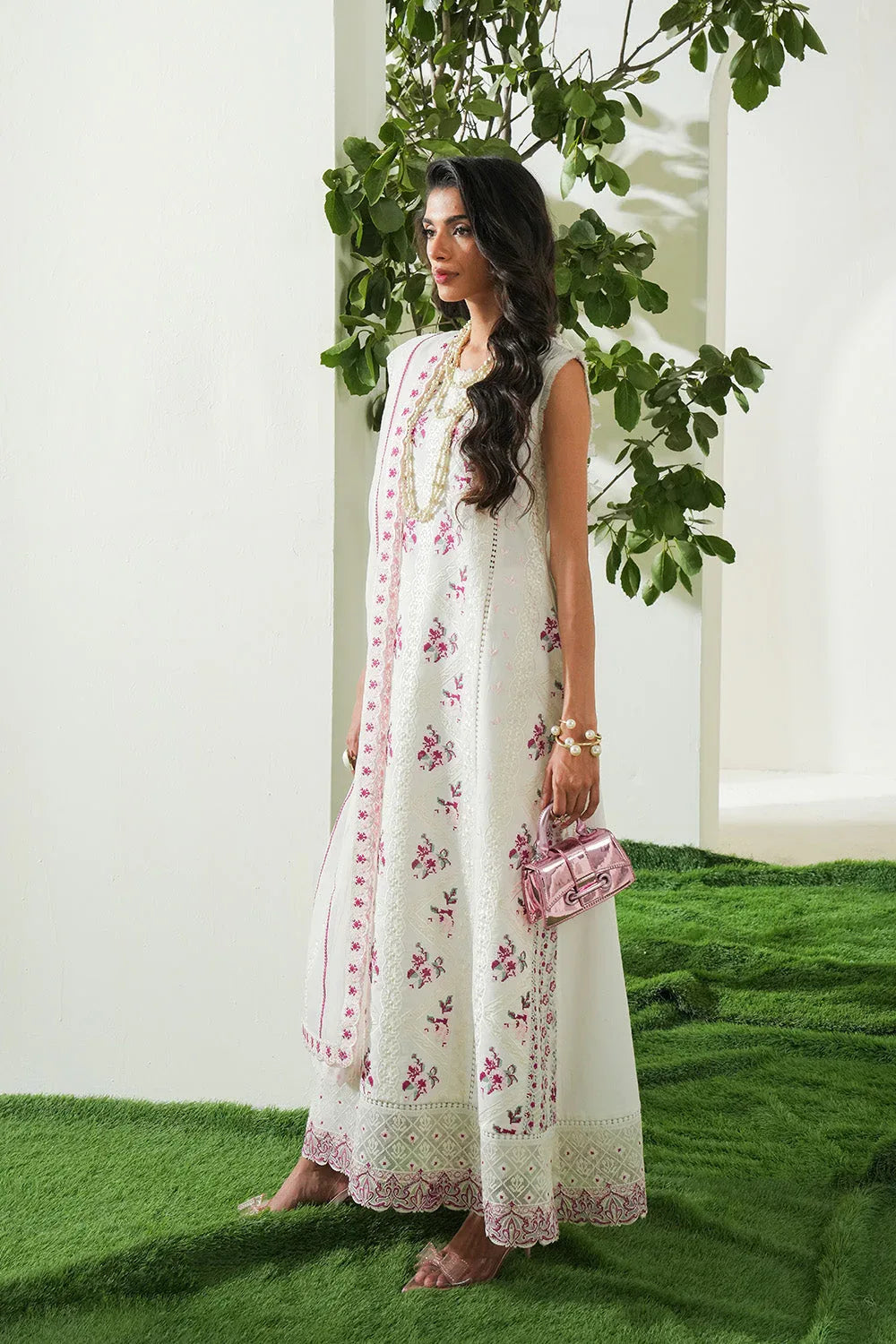 Maryum N Maria | Soiree Lawn |  Frosted Meadow - Aqsa Fabrics