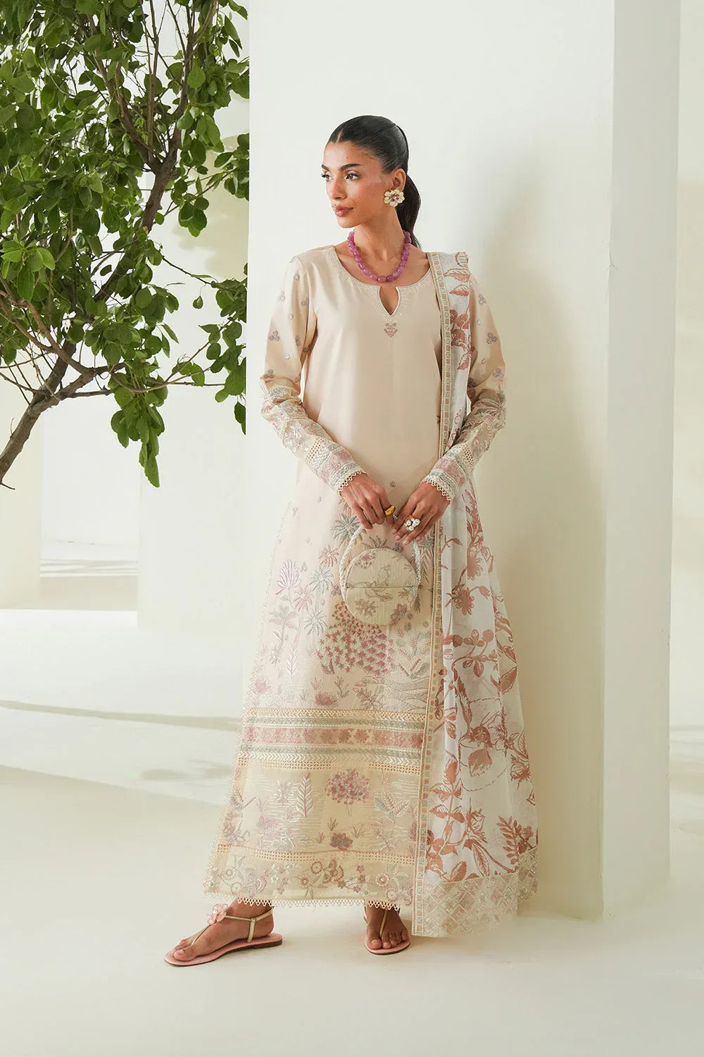 Maryum N Maria | Soiree Lawn |  Shore - Aqsa Fabrics