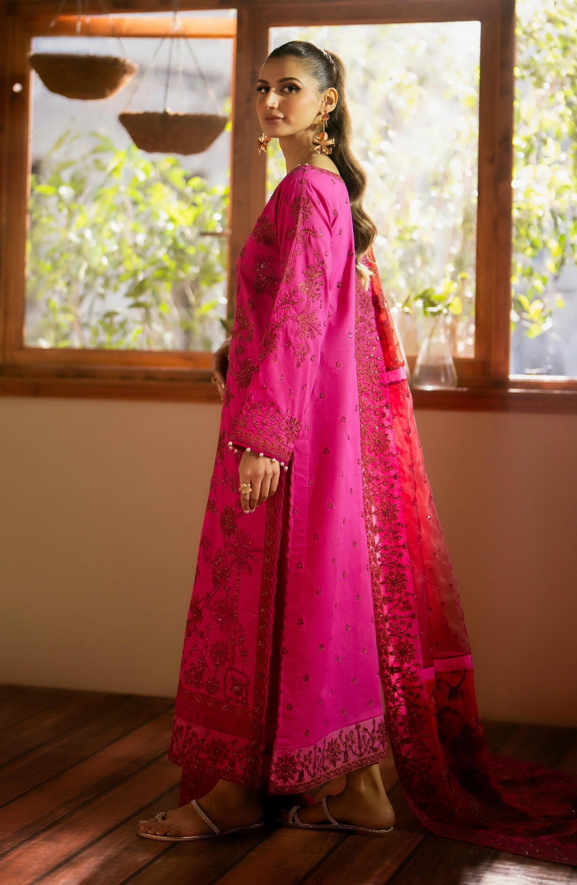 Maryum N Maria | Luxury Lawn 24 | Mona - Aqsa Fabrics