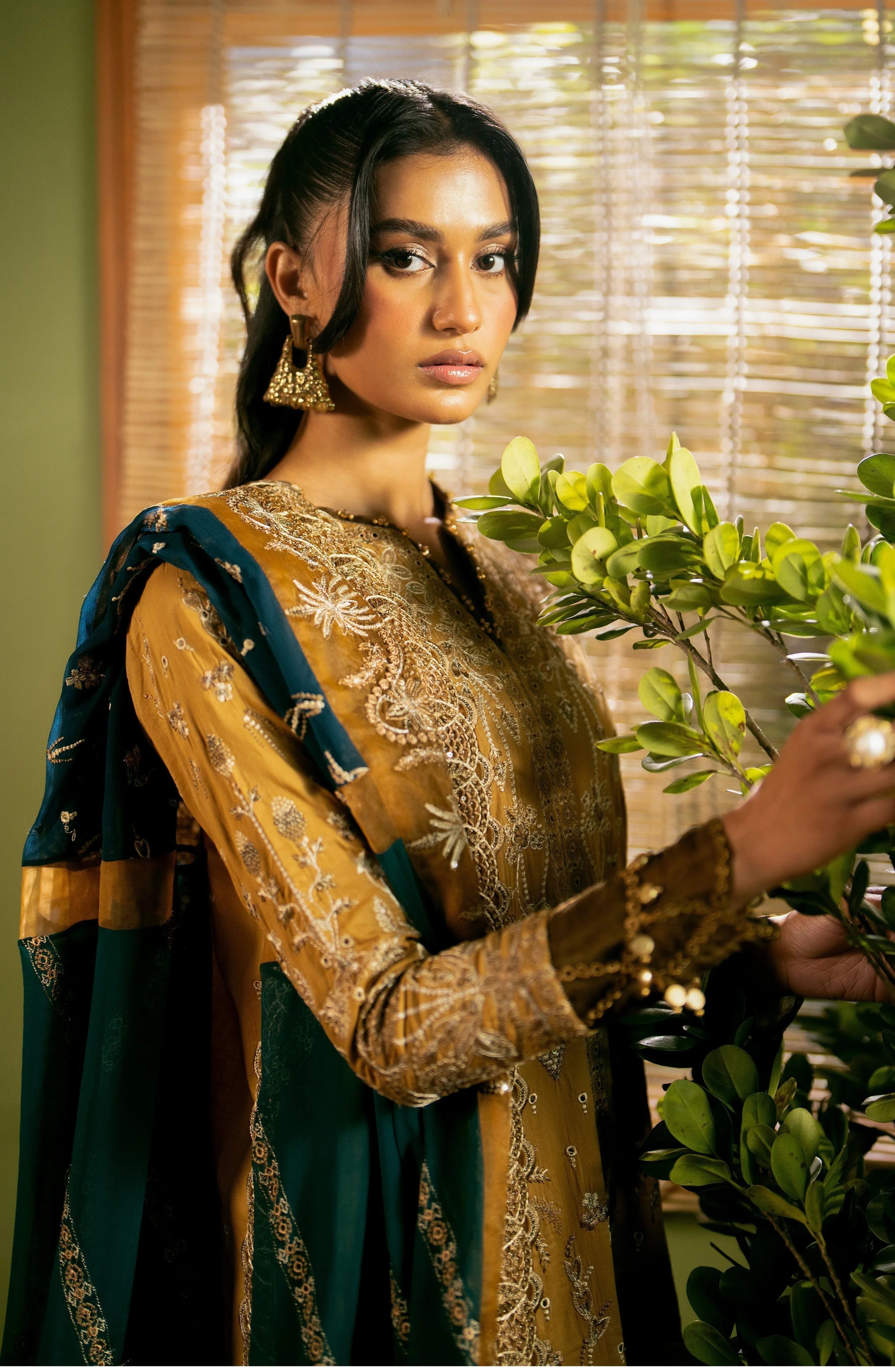 Maryum N Maria | Luxury Lawn 24 | Heba - Aqsa Fabrics