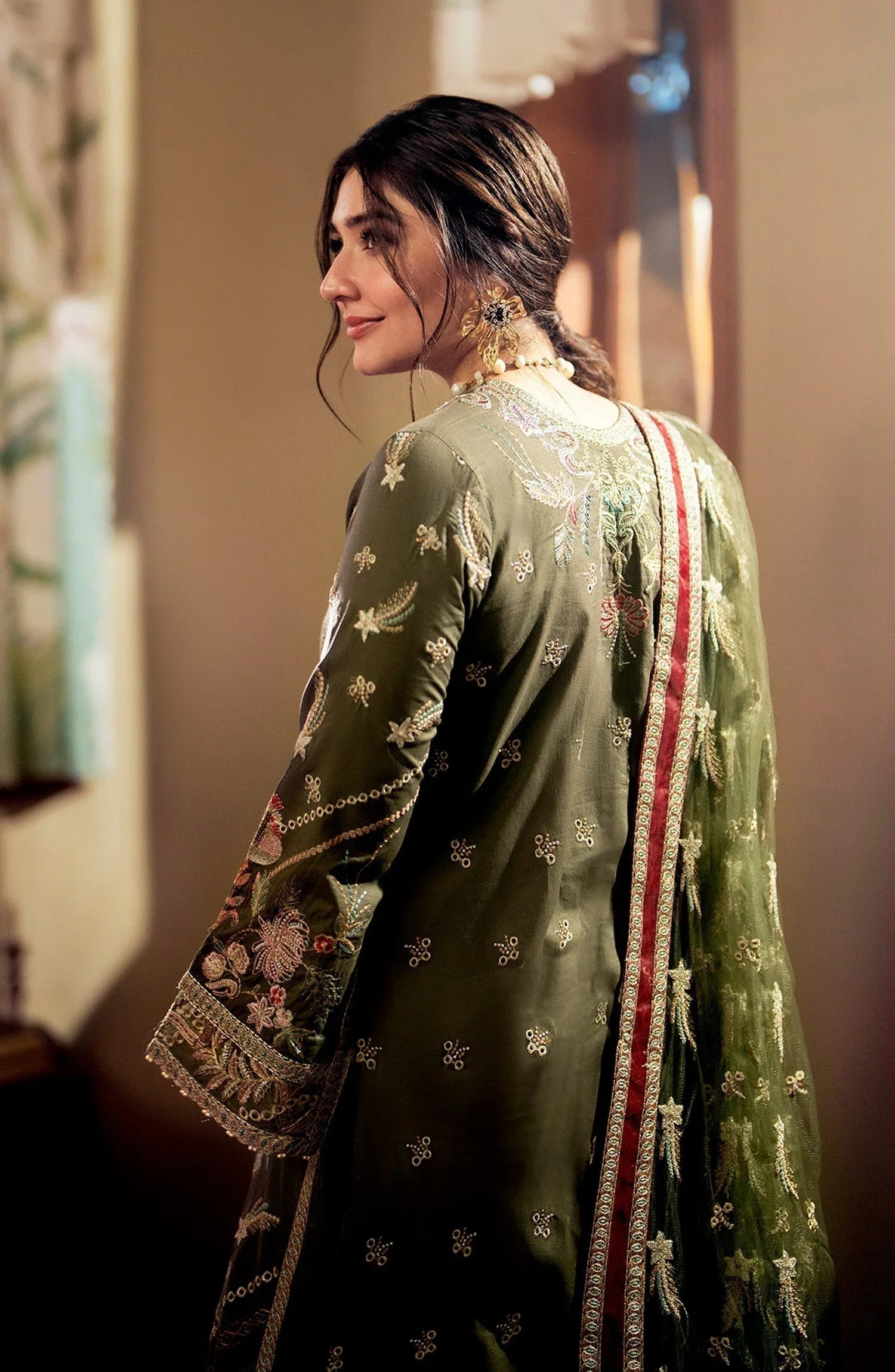 Maryum N Maria | Luxury Lawn 24 | Amira - Aqsa Fabrics