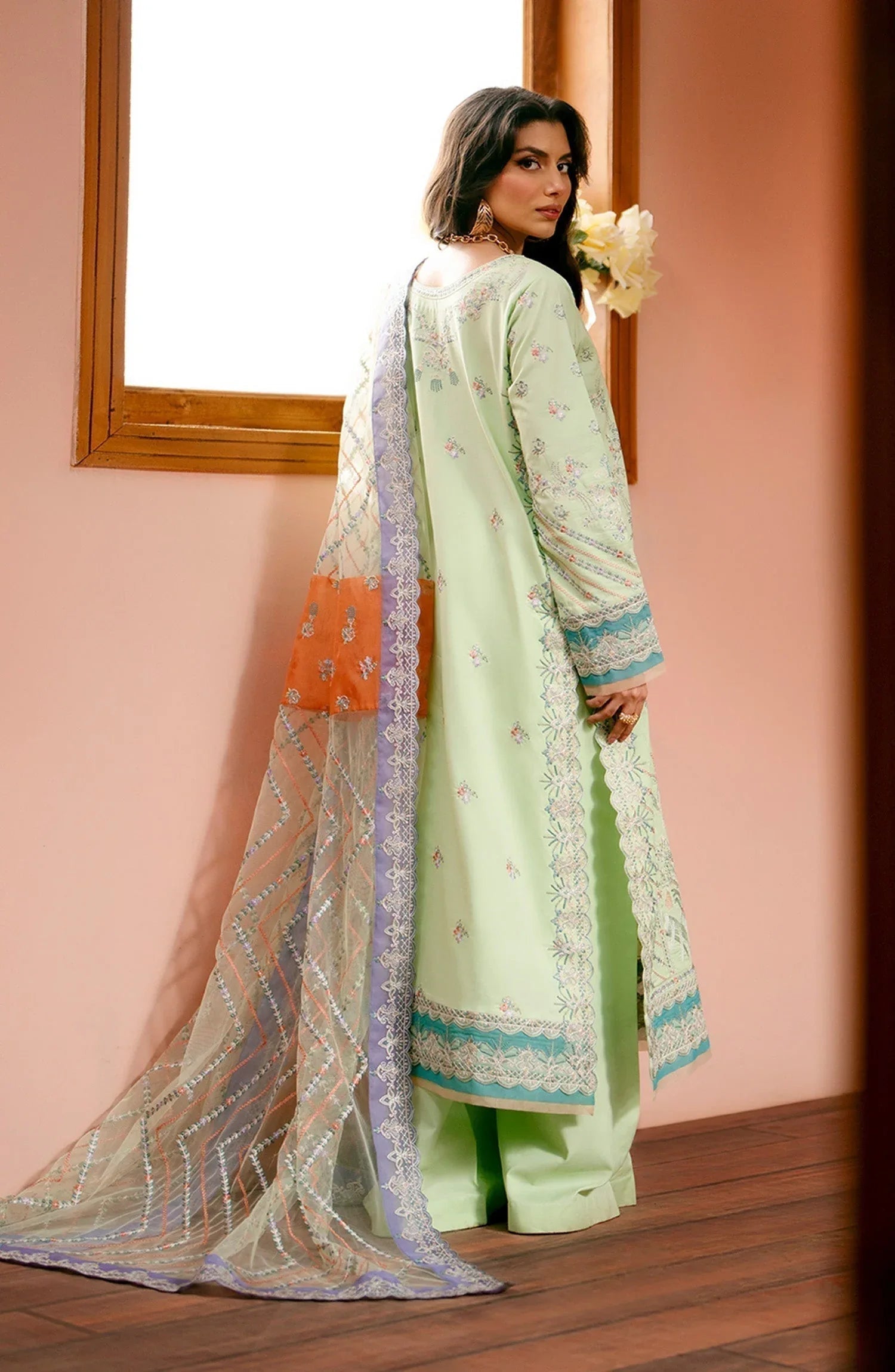 Maryum N Maria | Luxury Lawn 24 | Zara - Aqsa Fabrics