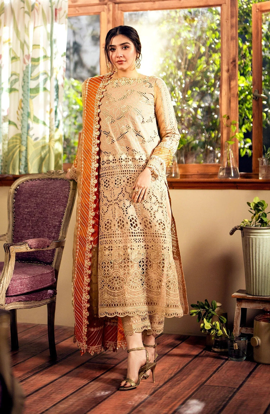 Maryum N Maria | Luxury Lawn 24 | Nora - Aqsa Fabrics